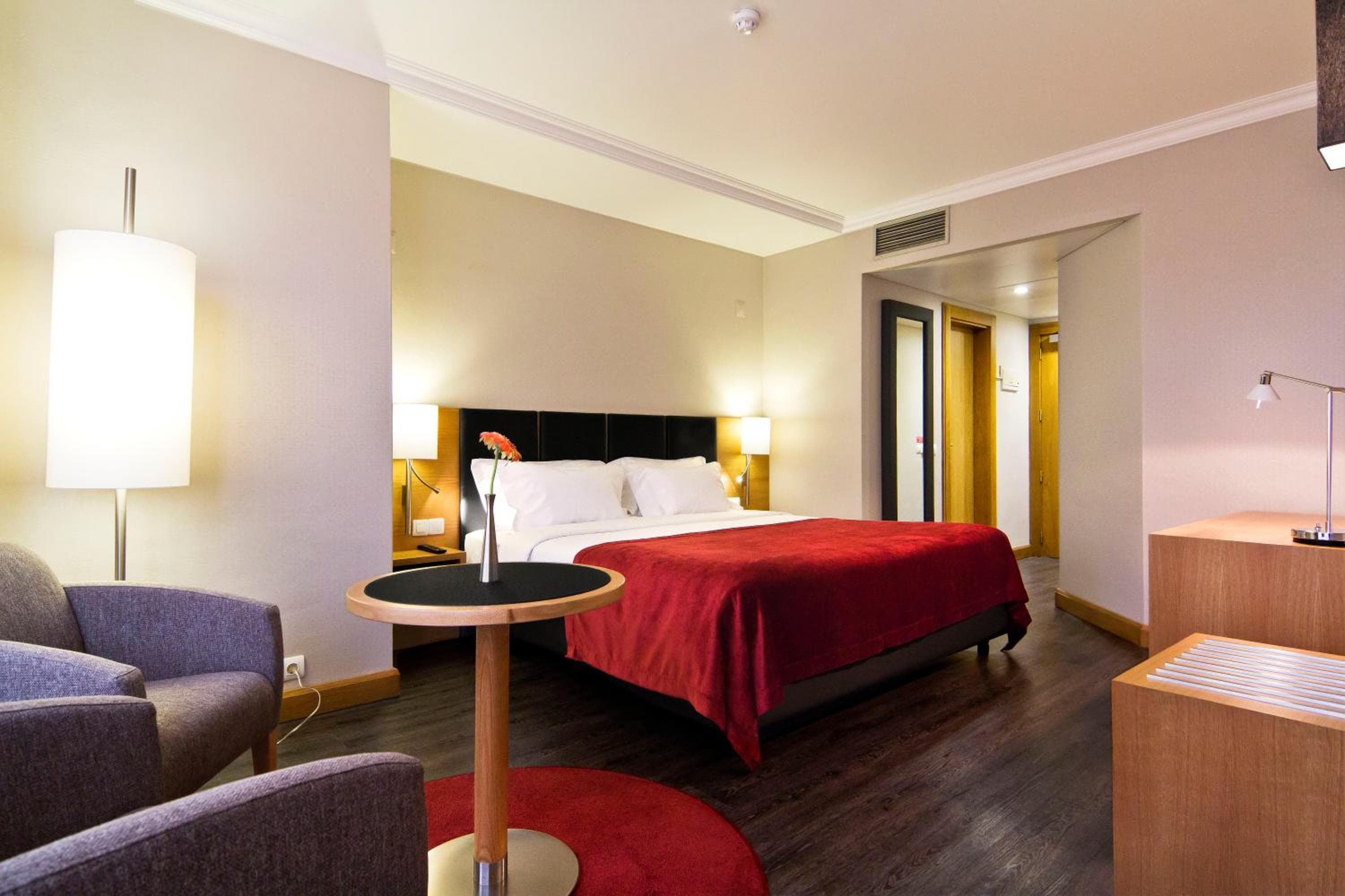 SANA Reno Hotel — 13
