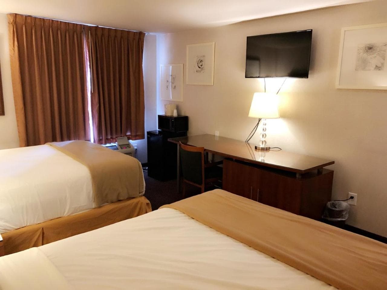 Sunrise Inn — 9