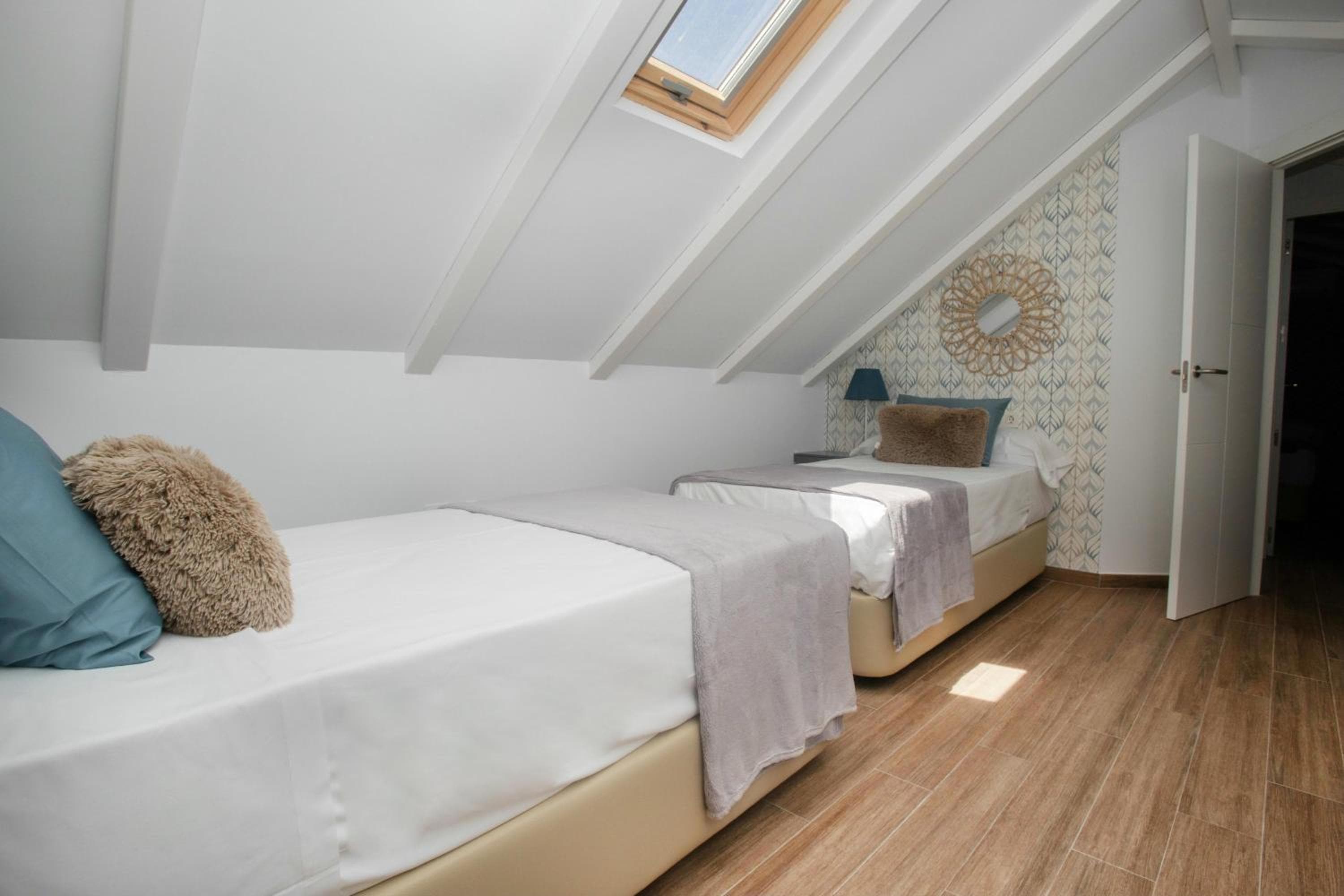 Feelathome Mártires Apartments — 8