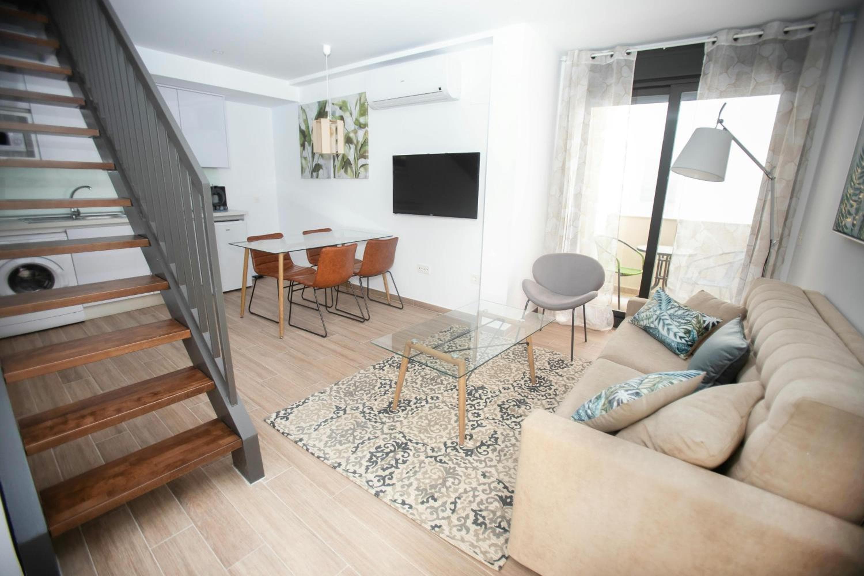 Feelathome Mártires Apartments — 14