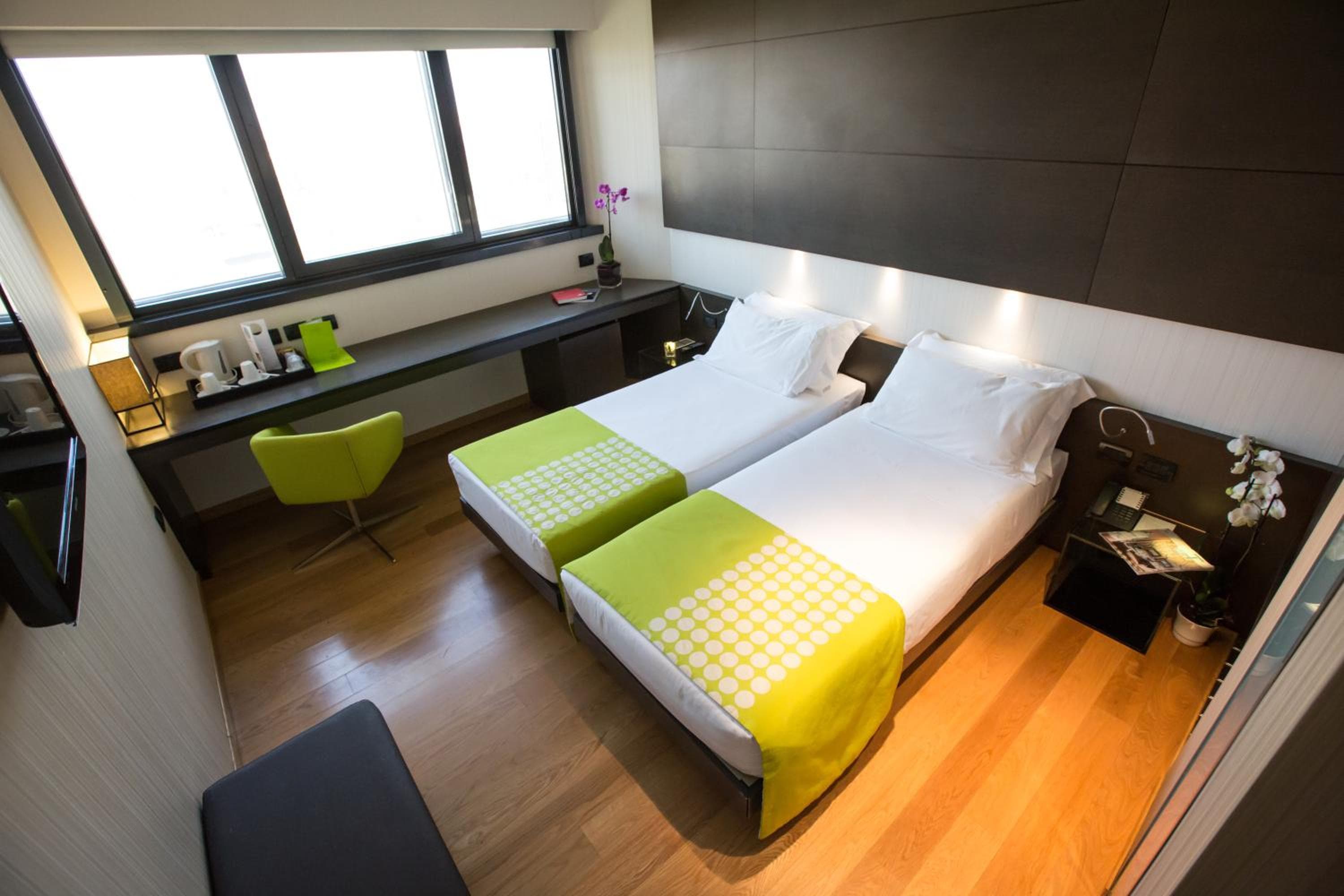Best Western Plus The Hub Hotel — 9