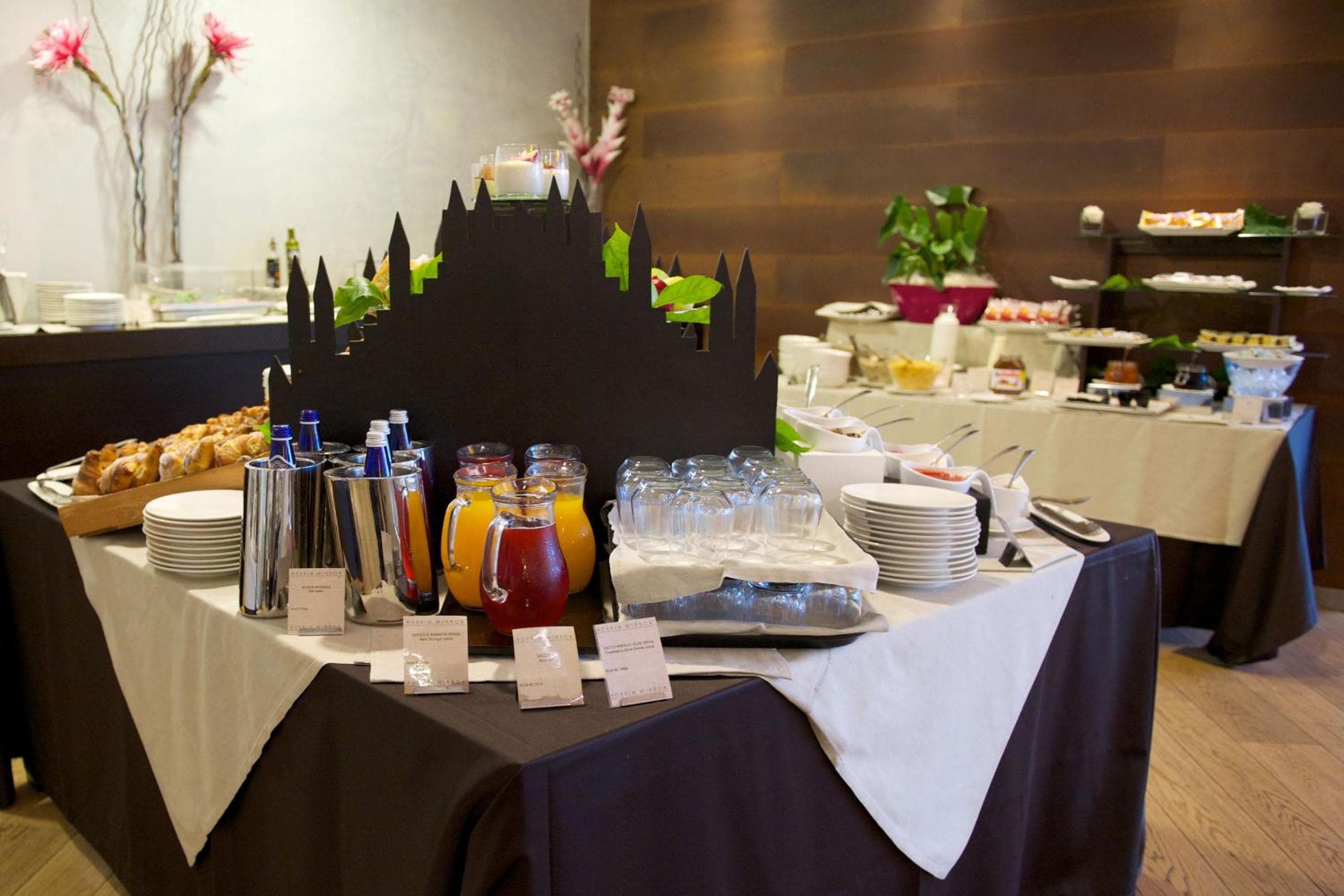 Best Western Plus The Hub Hotel — 16