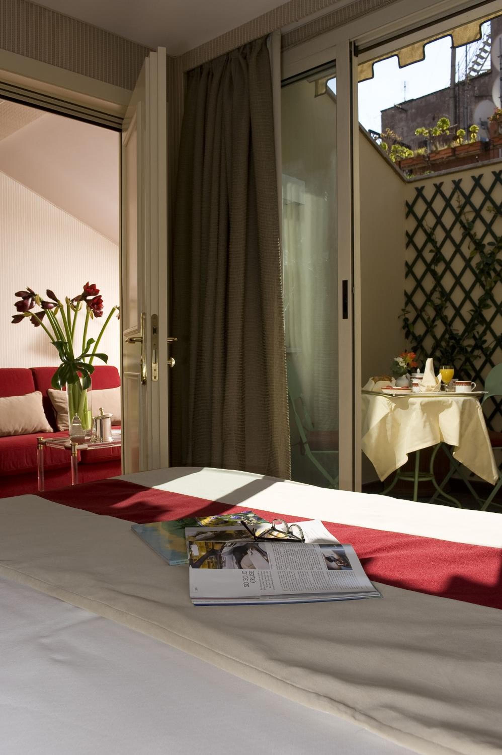 Hotel dei Borgognoni — 25