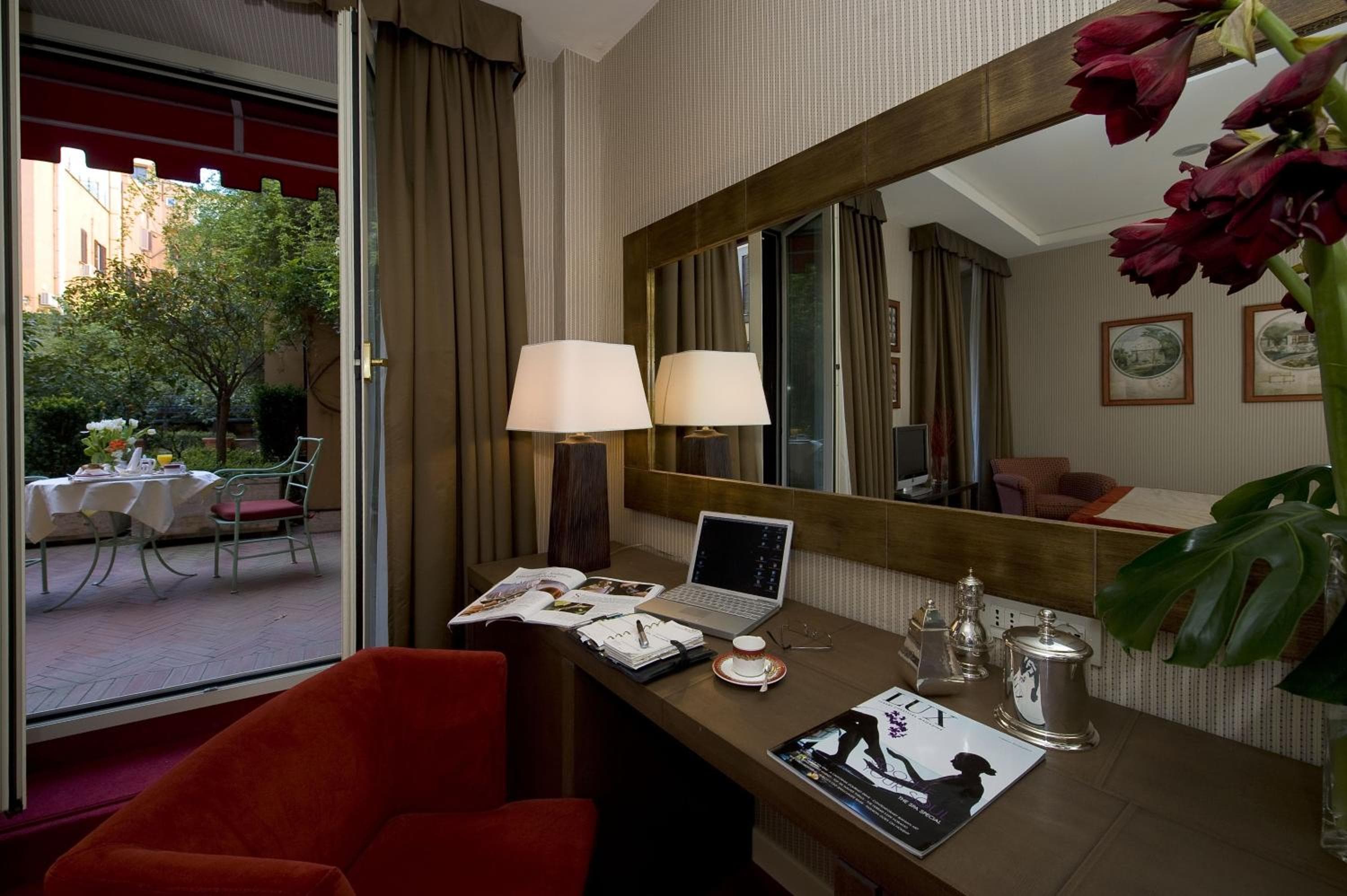 Hotel dei Borgognoni — 26