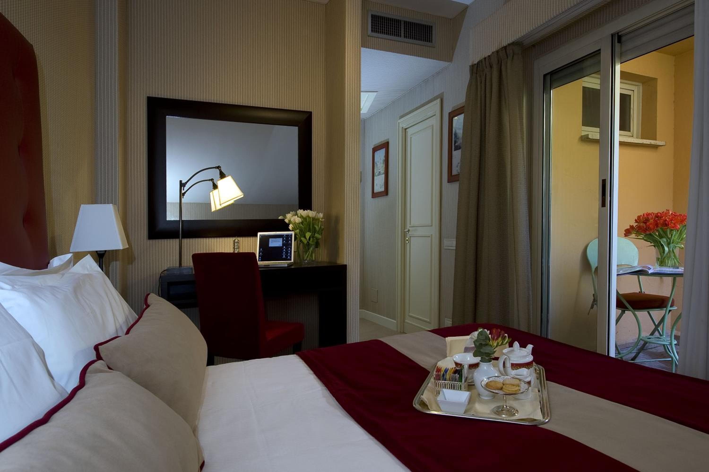 Hotel dei Borgognoni — 18