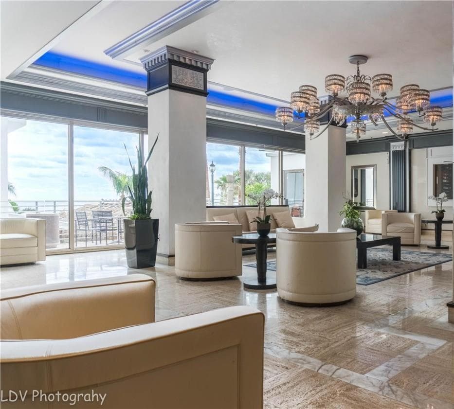 Oceanview on SAND located in Ocean Manor Resort Fort Lauderdale Beach 2 bed 2 bath spacious corner unit partial ocean view — 23