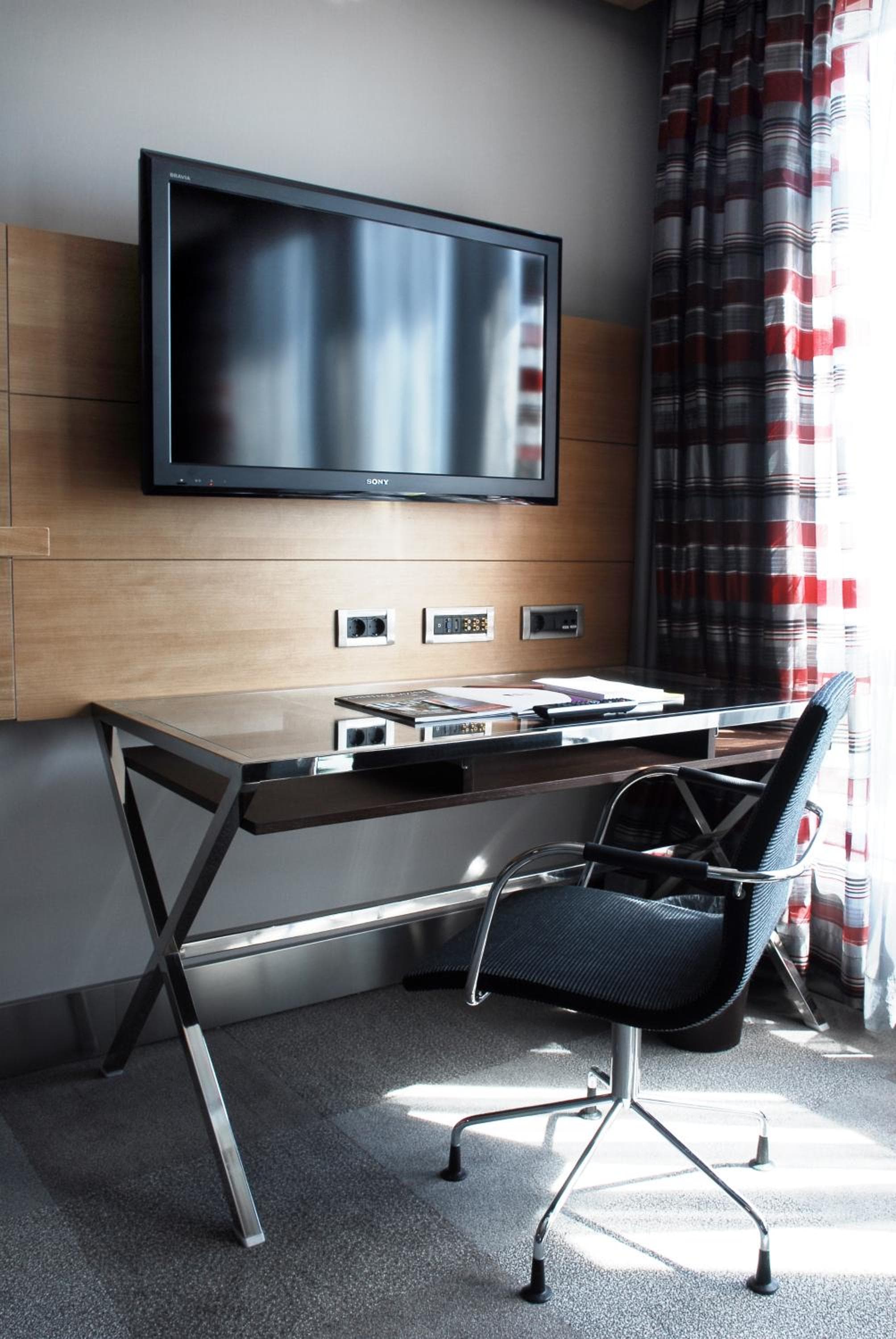 Point Hotel Barbaros — 22