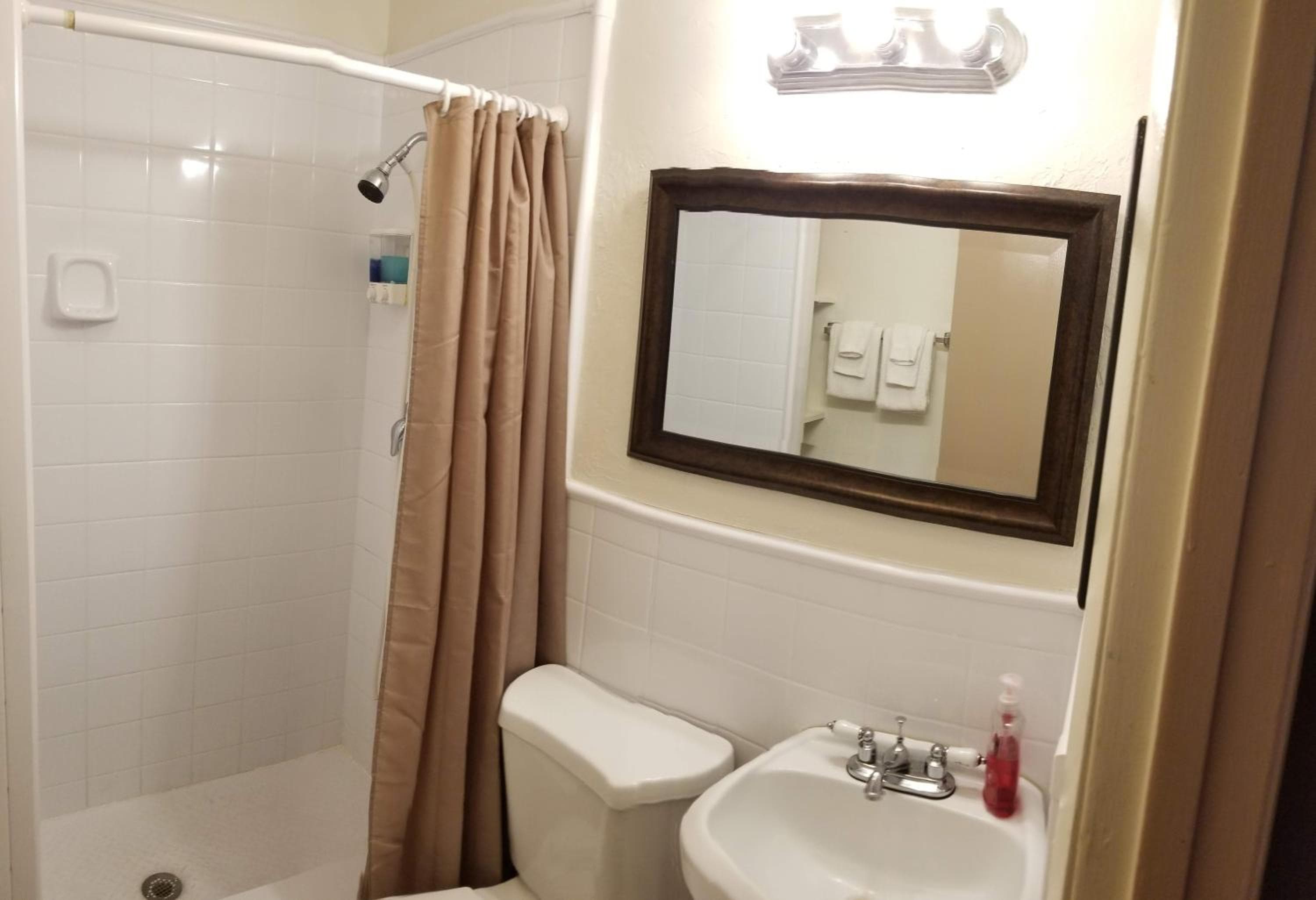 INN LEATHER GUEST HOUSE-GAY SOLO MASCHILE — 16