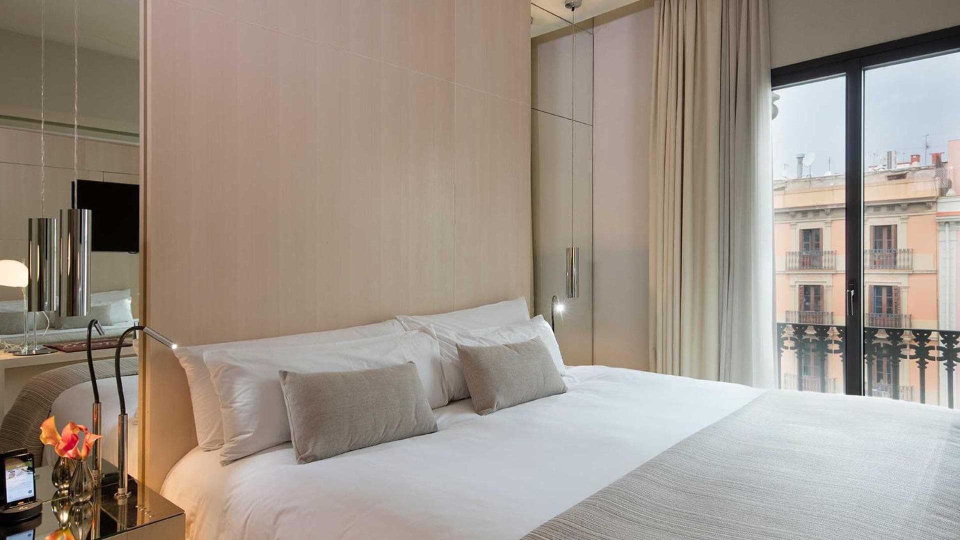 Cram Hotel — 22