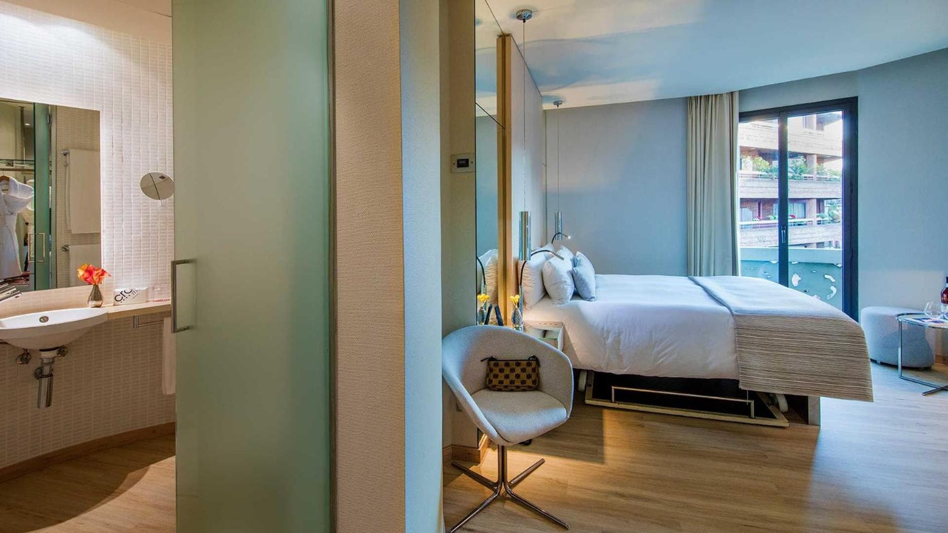 Cram Hotel — 18