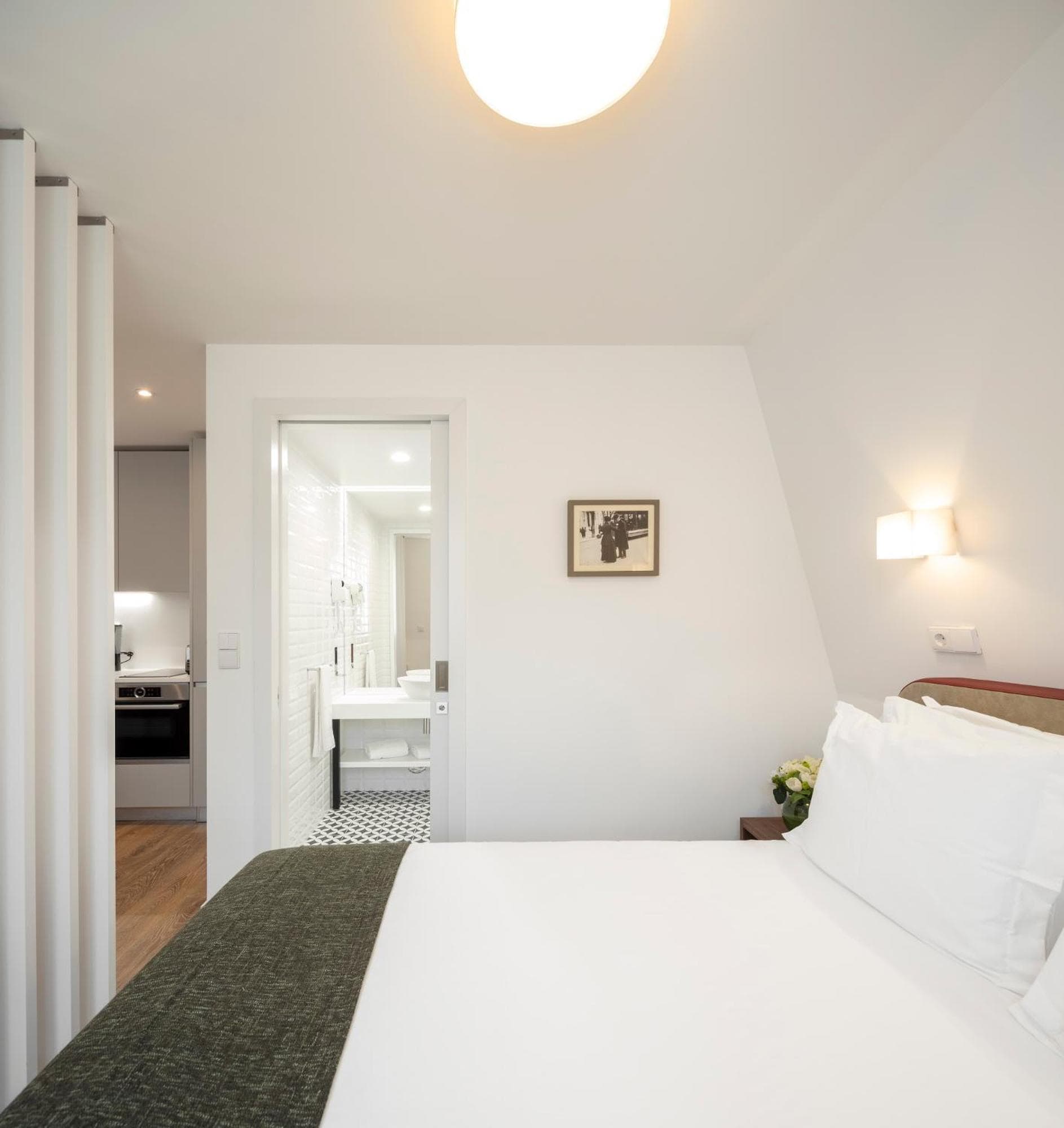 Lissabon Serviced Apartments - Chiado Emenda — 20