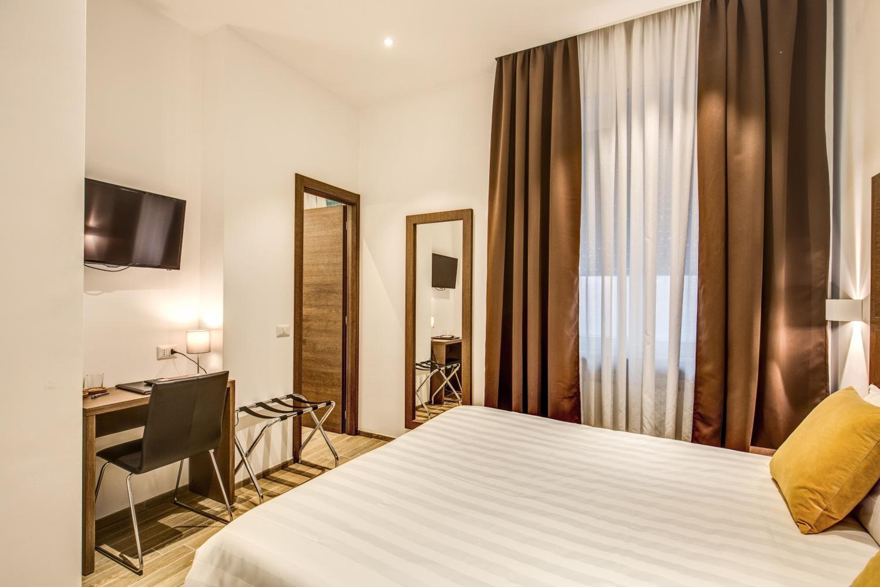 Rome Garden Hotel — 6