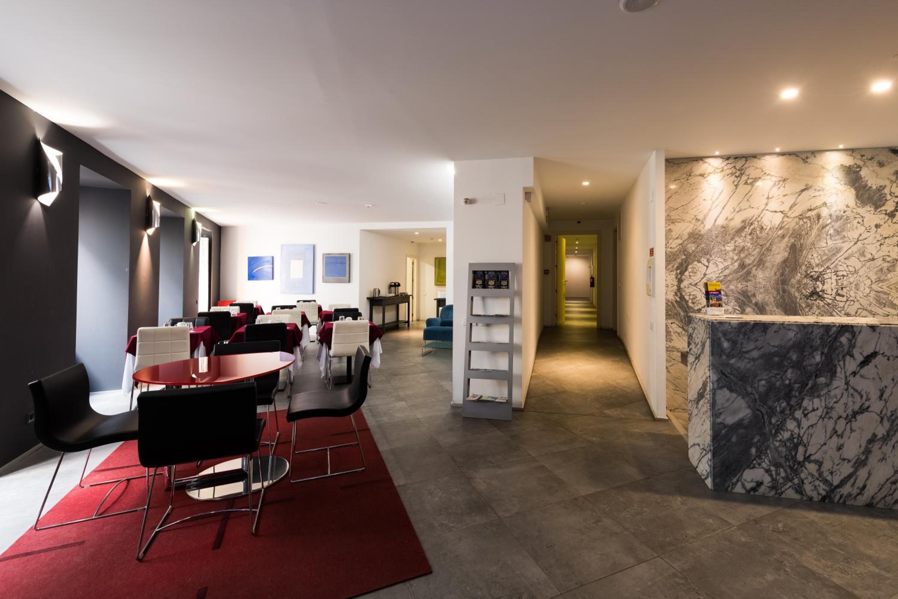 Alfama - Lisbon Lounge Suites — 3