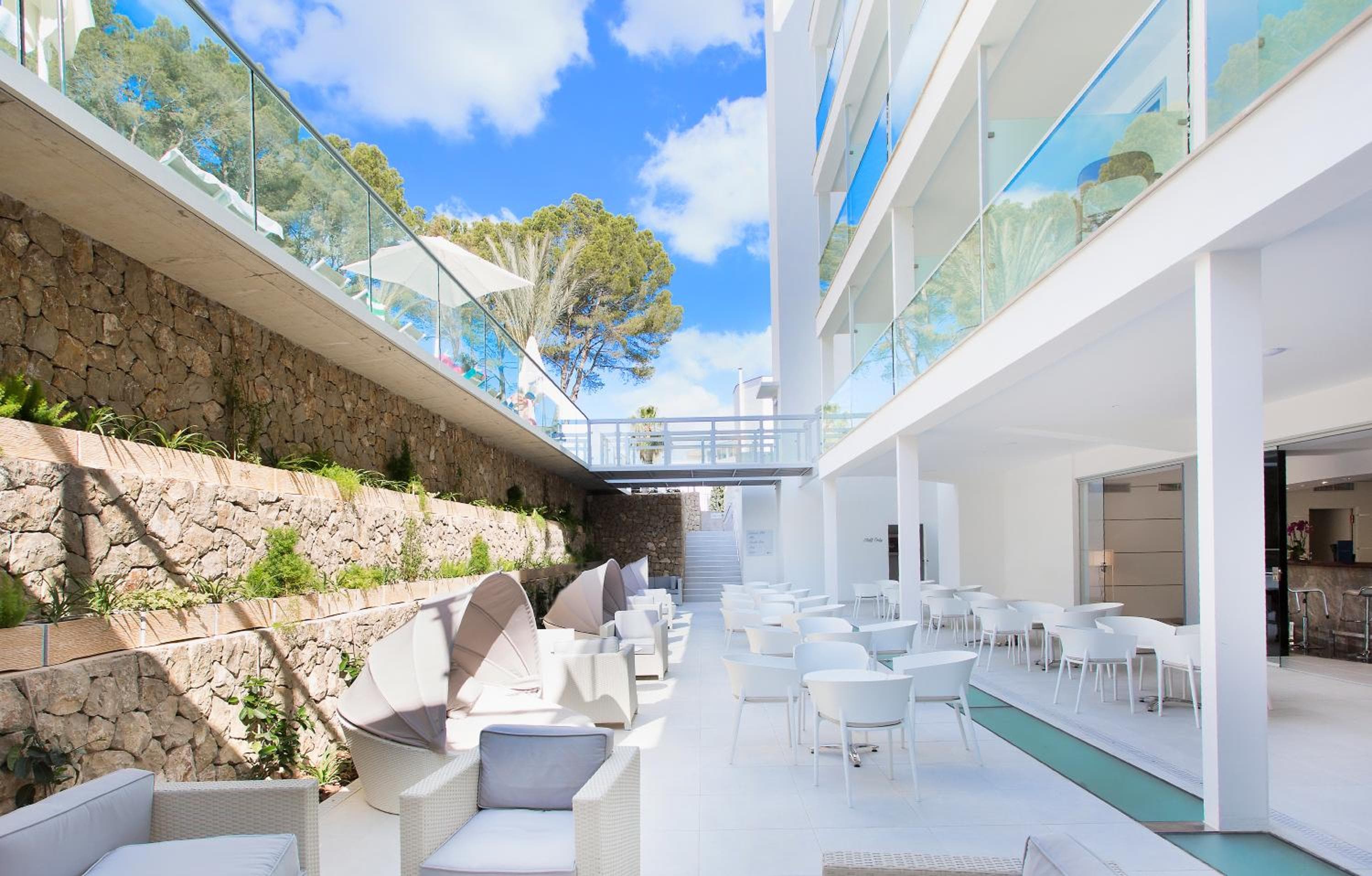 Reverence Life Hotel - Adults Only — 15
