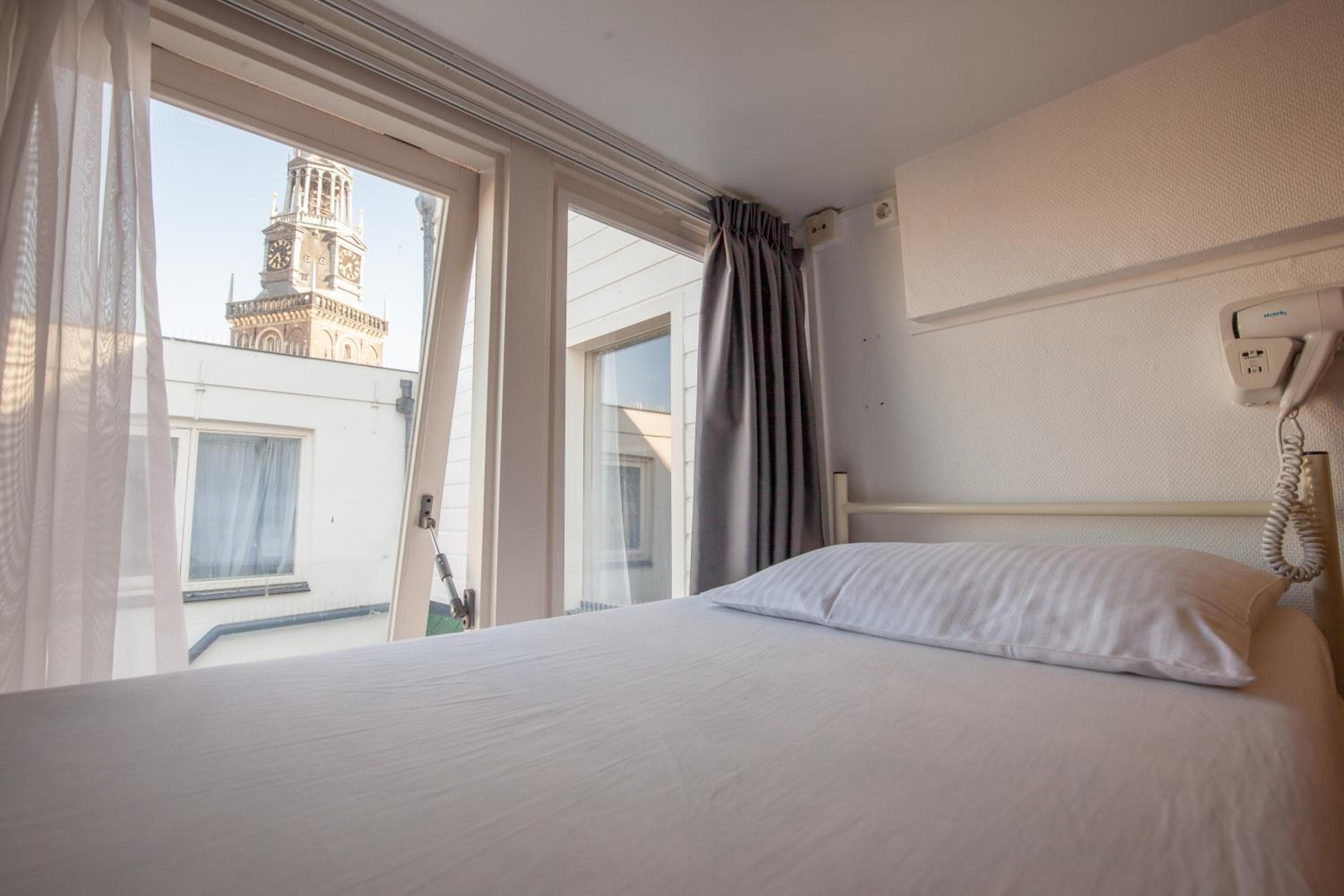 Reisehotel Amsterdam — 10