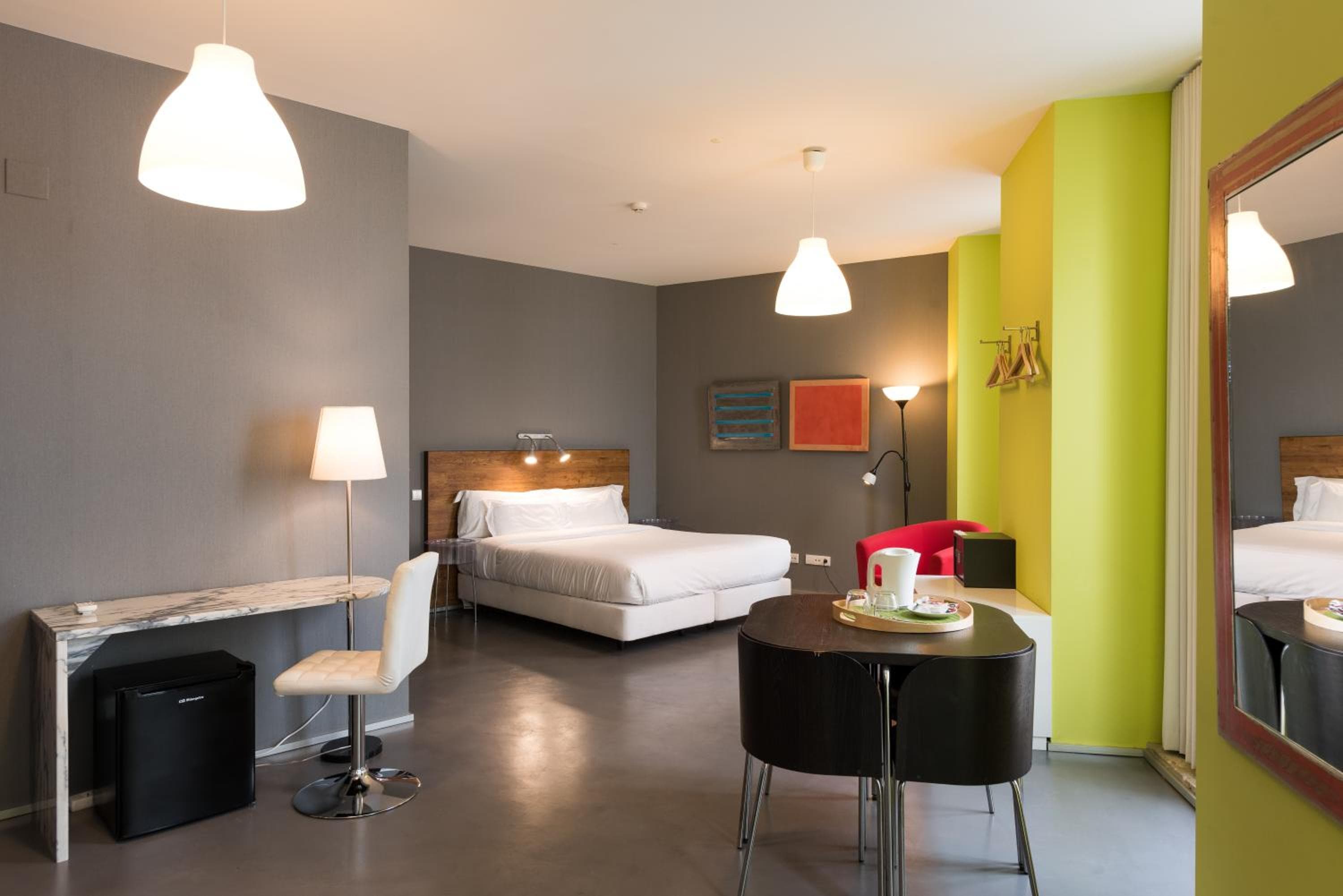 Alfama - Lisbon Lounge Suites — 15