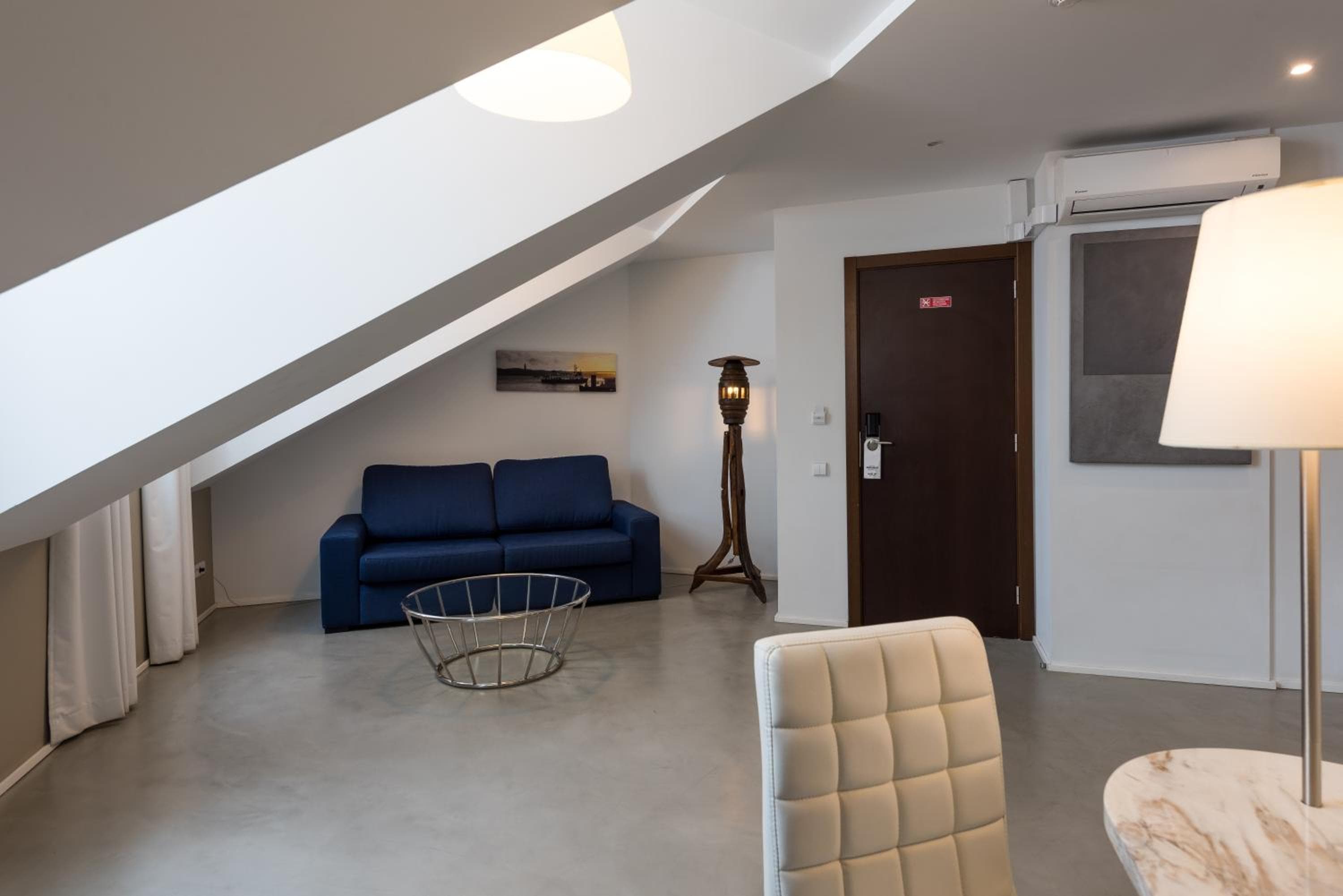 Alfama - Lisbon Lounge Suites — 16