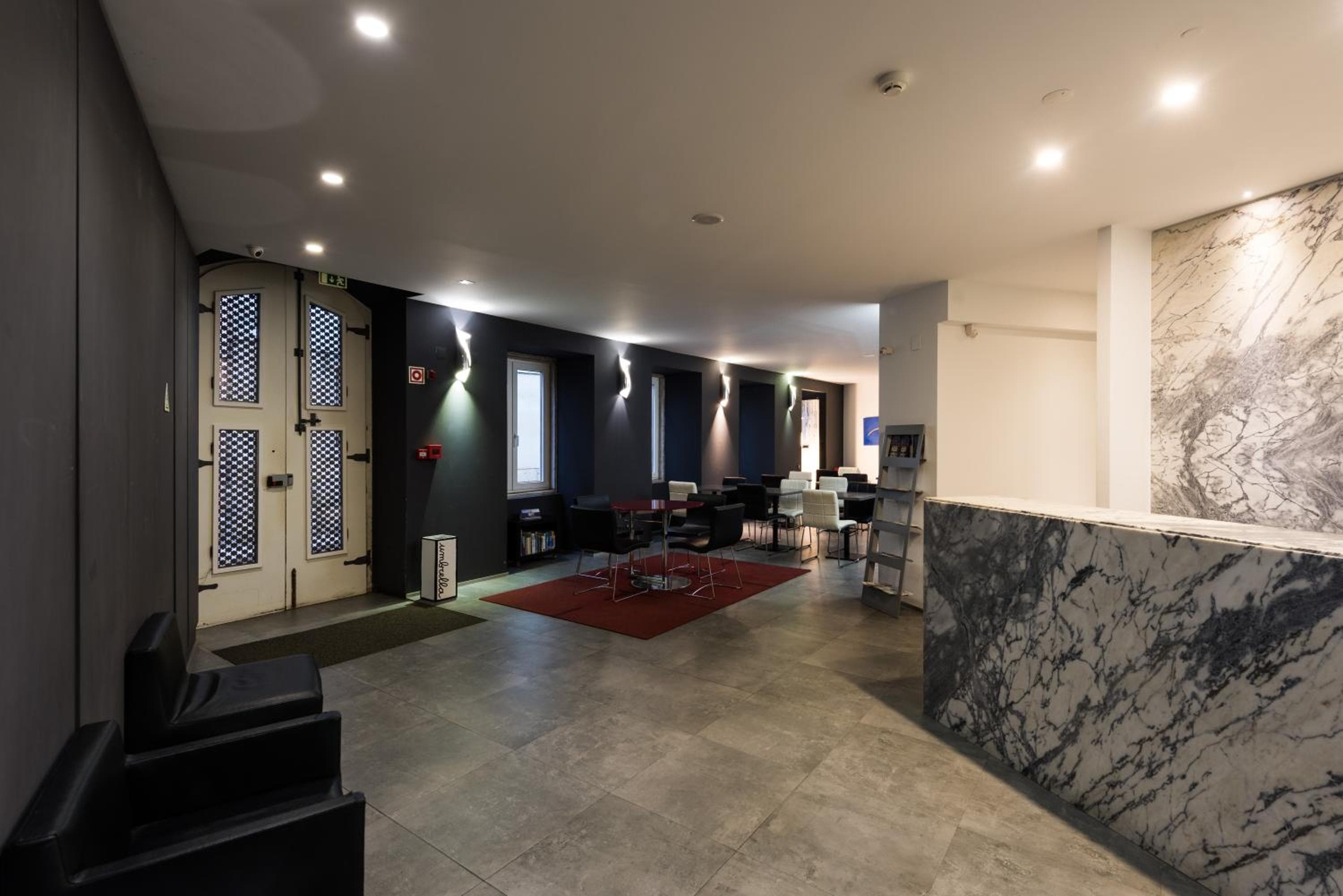 Alfama - Lisbon Lounge Suites — 4