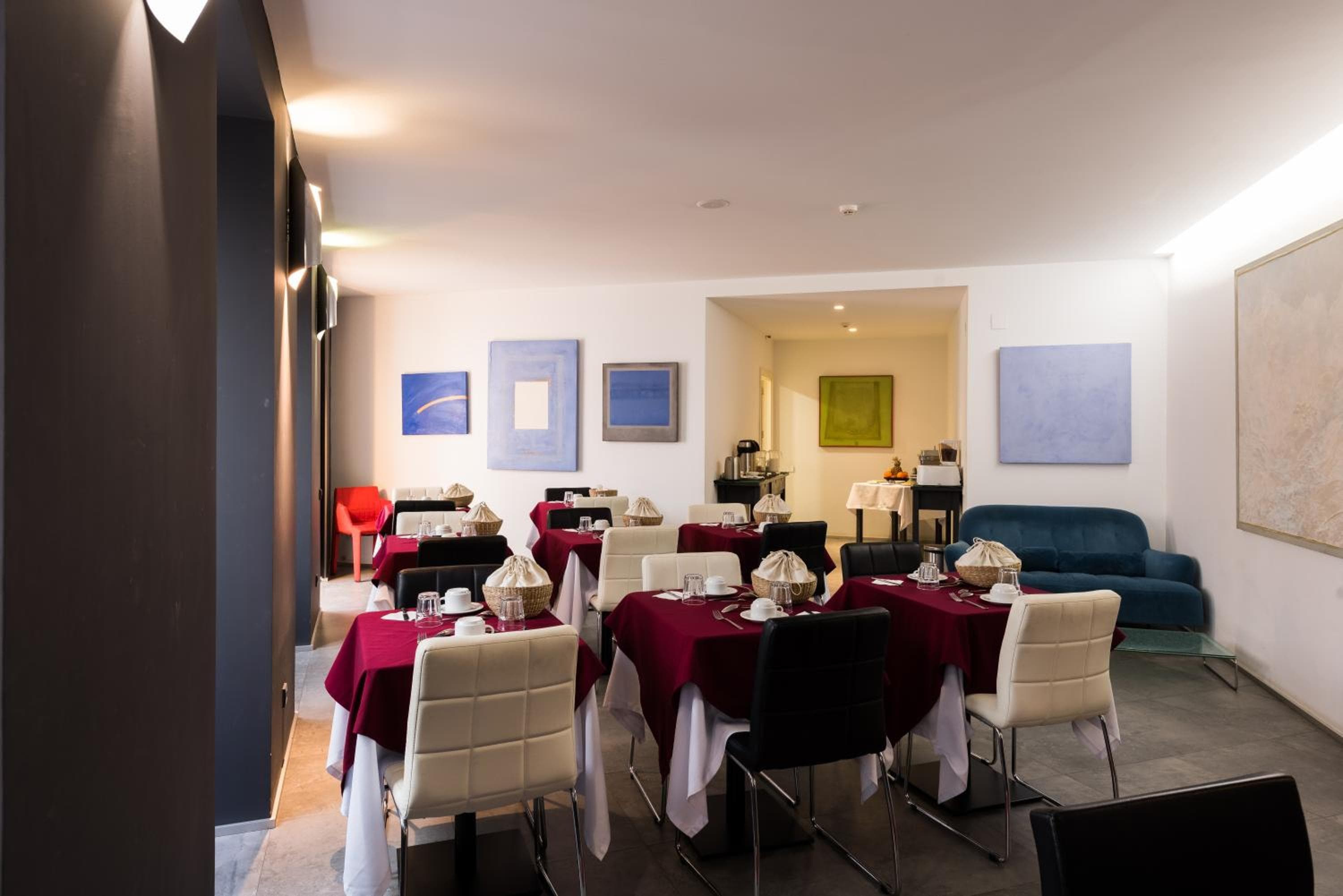 Alfama - Lisbon Lounge Suites — 5