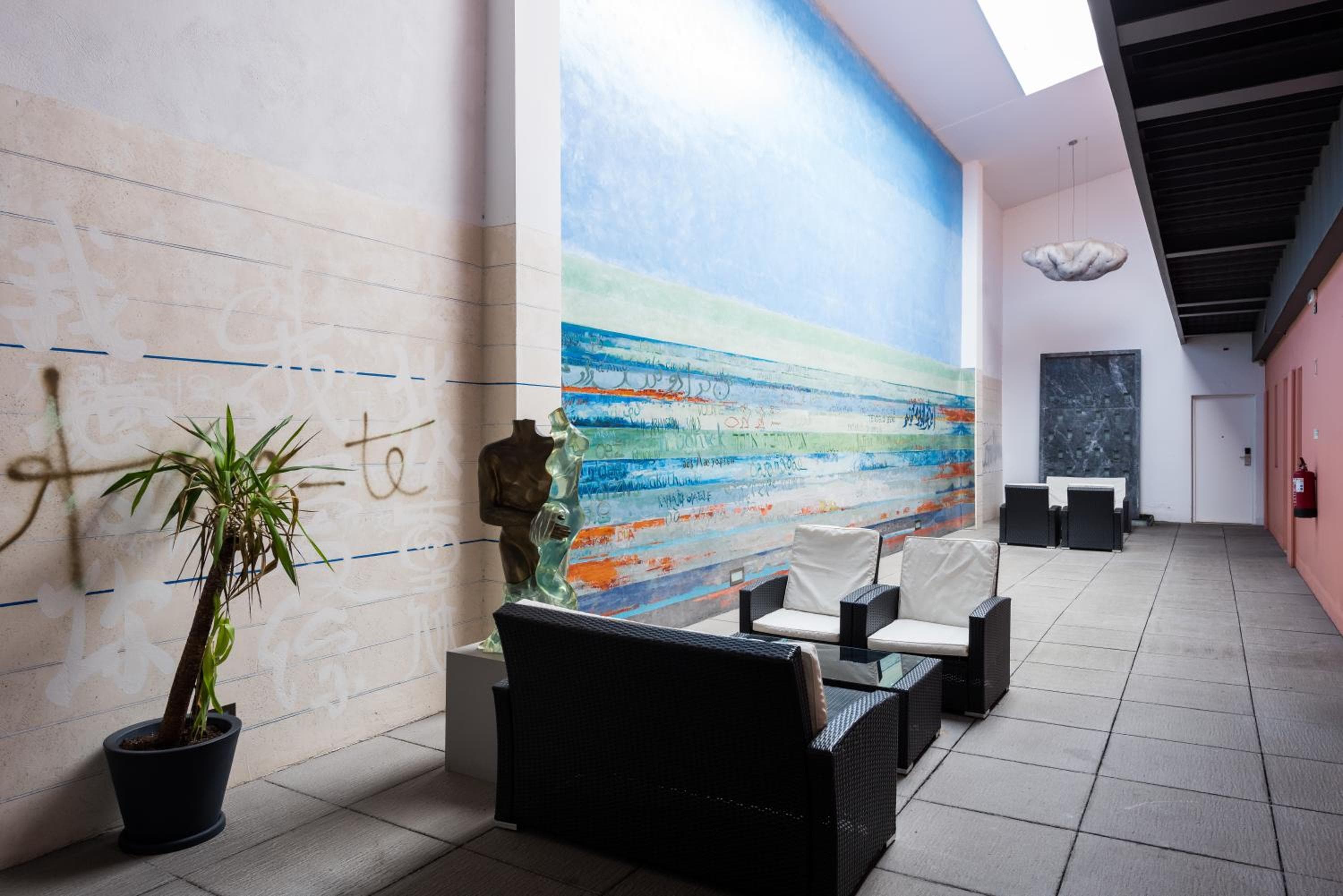 Alfama - Lisbon Lounge Suites — 27