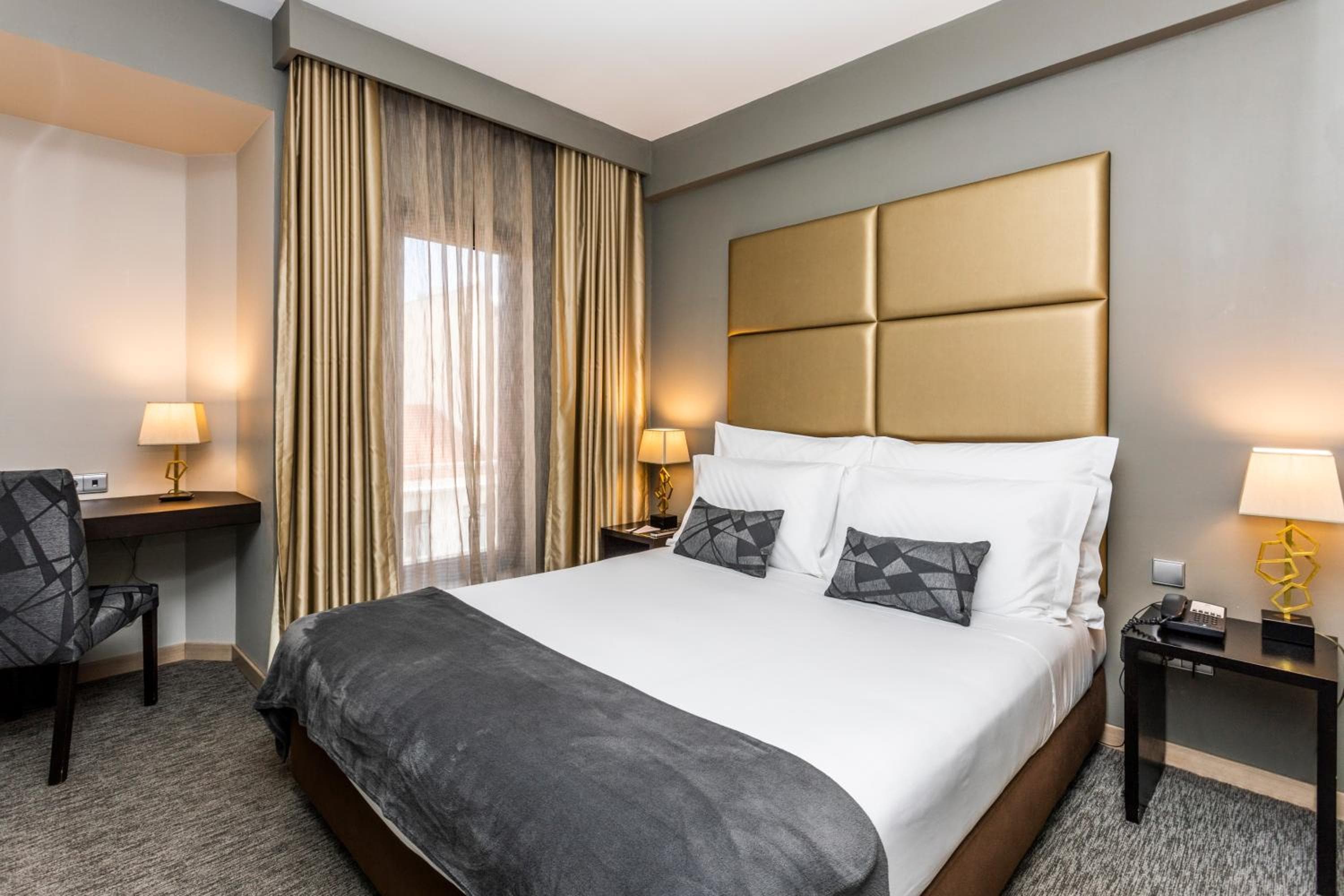 Czar Lisbon Hotel — 2