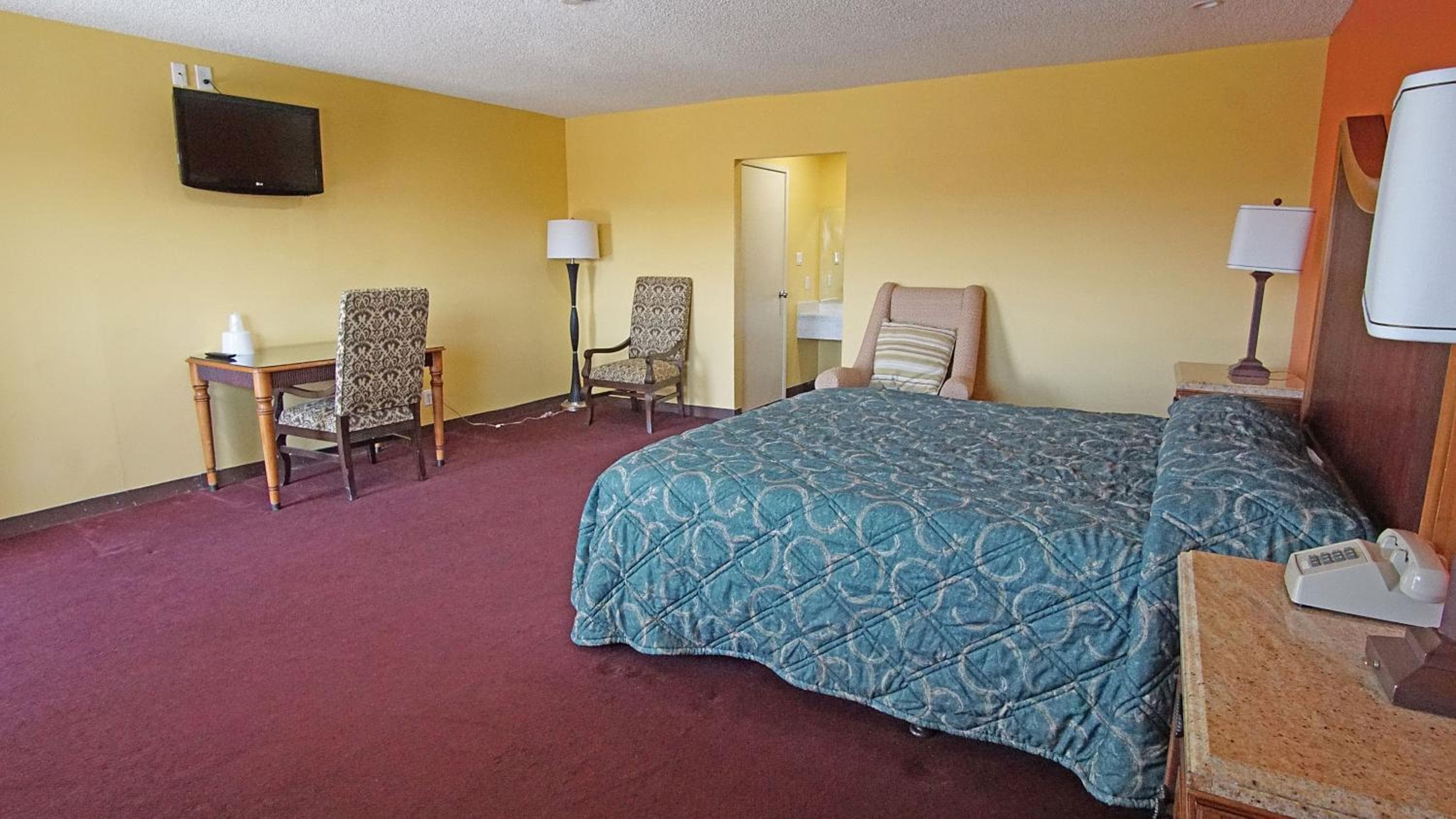 Los Angeles Inn & Suites - LAX — 18
