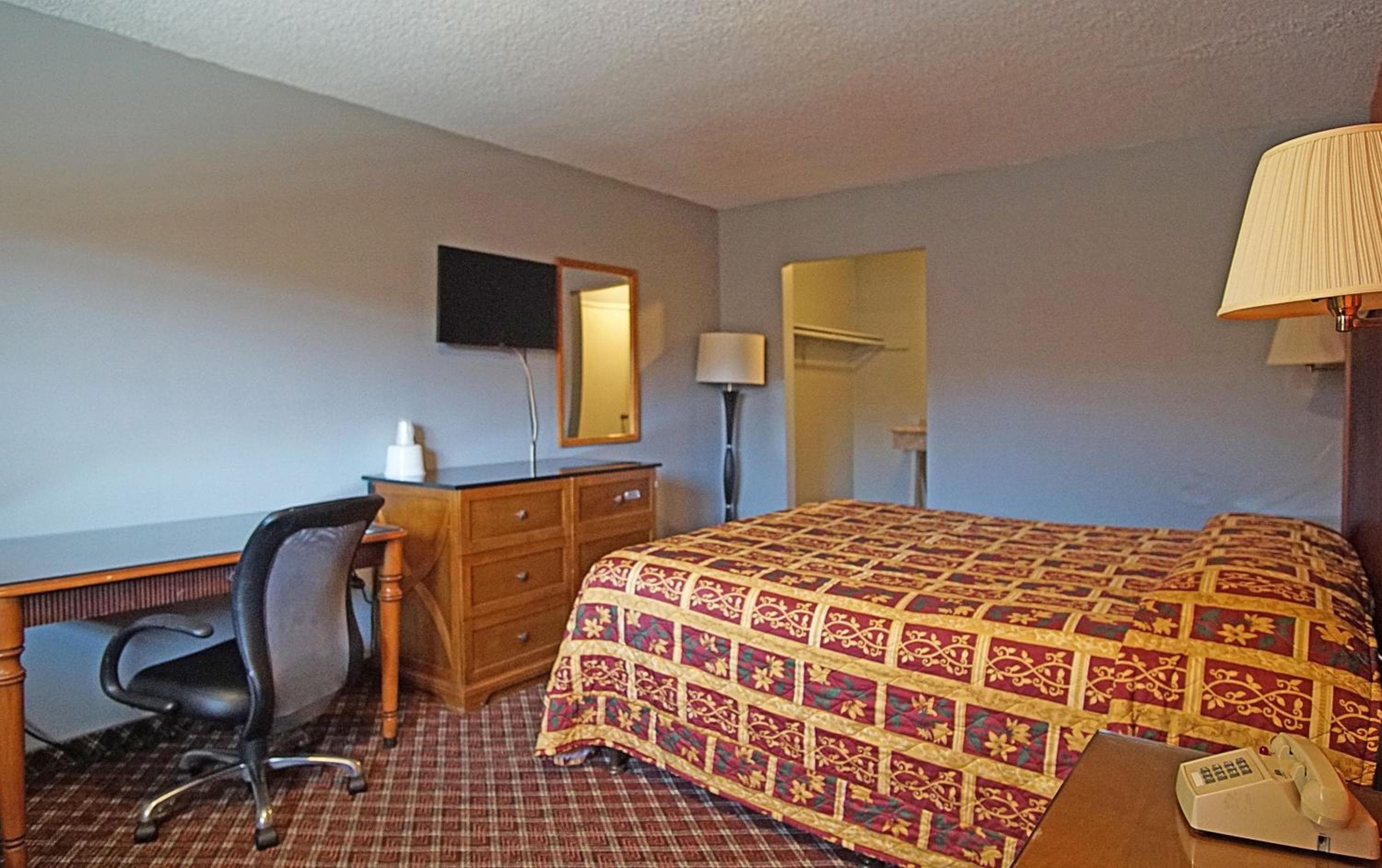Los Angeles Inn & Suites - LAX — 19