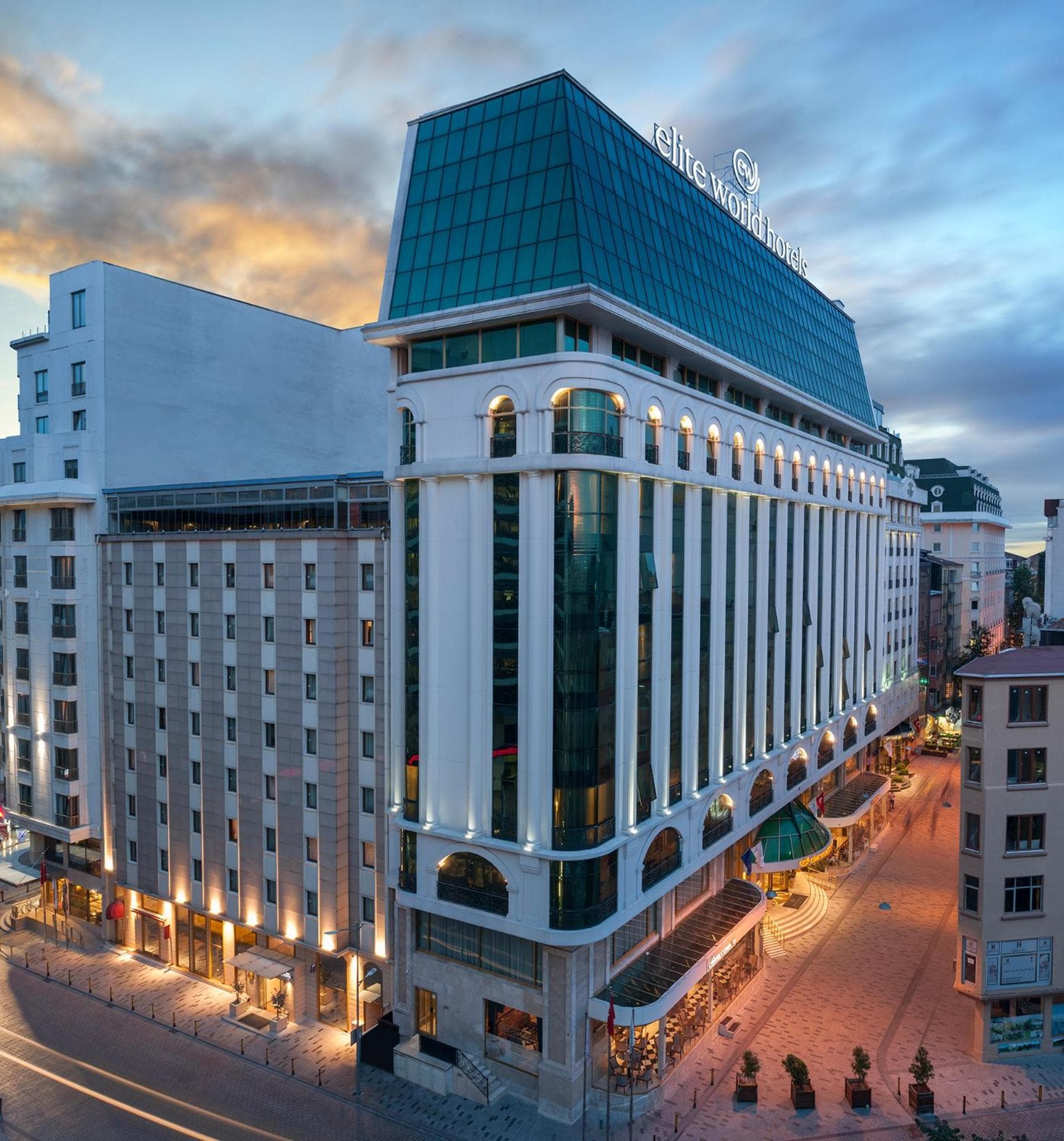 Elite World Estambul Taksim — 2