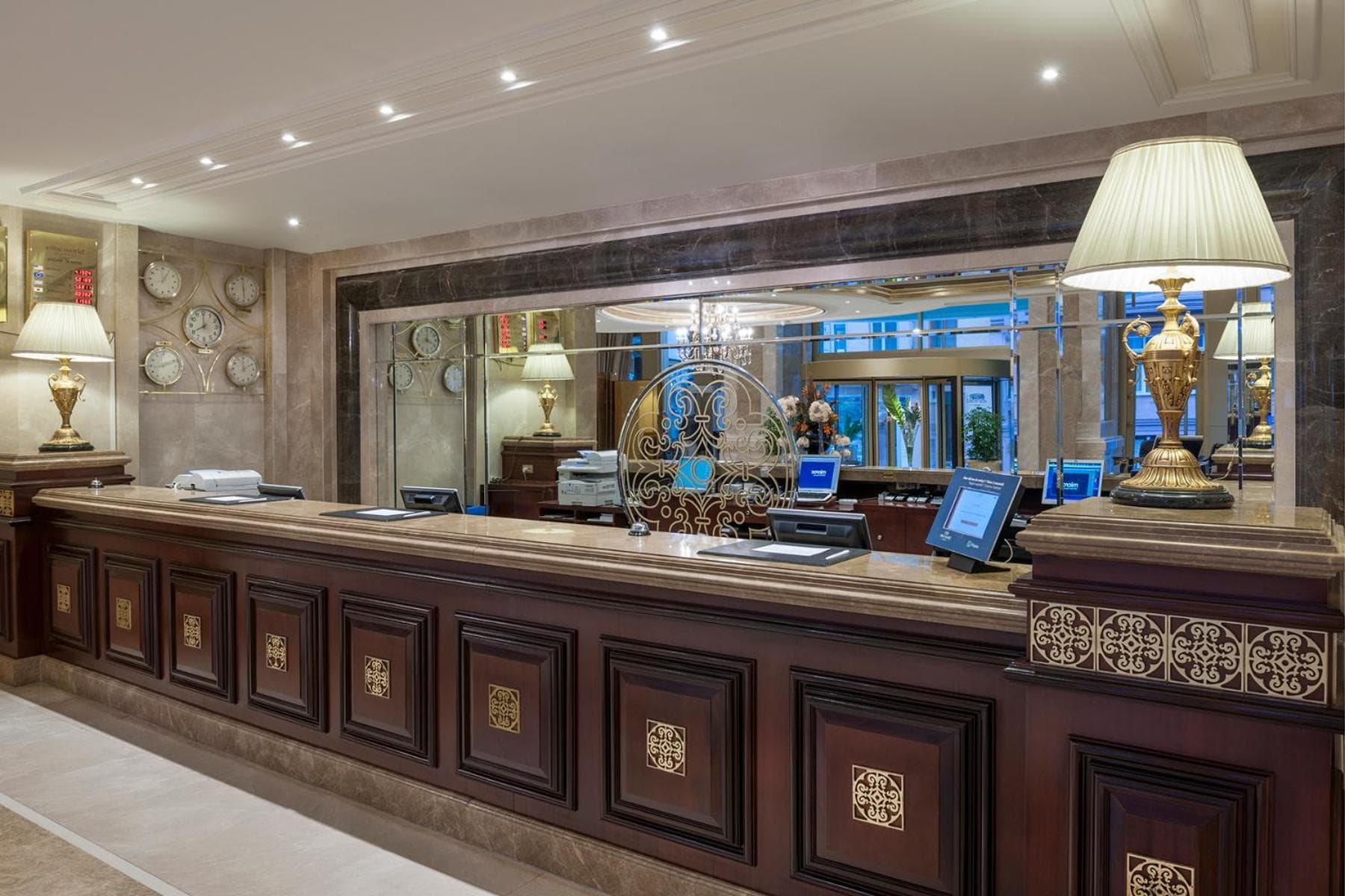 Elite World Istanbul Taksim — 24
