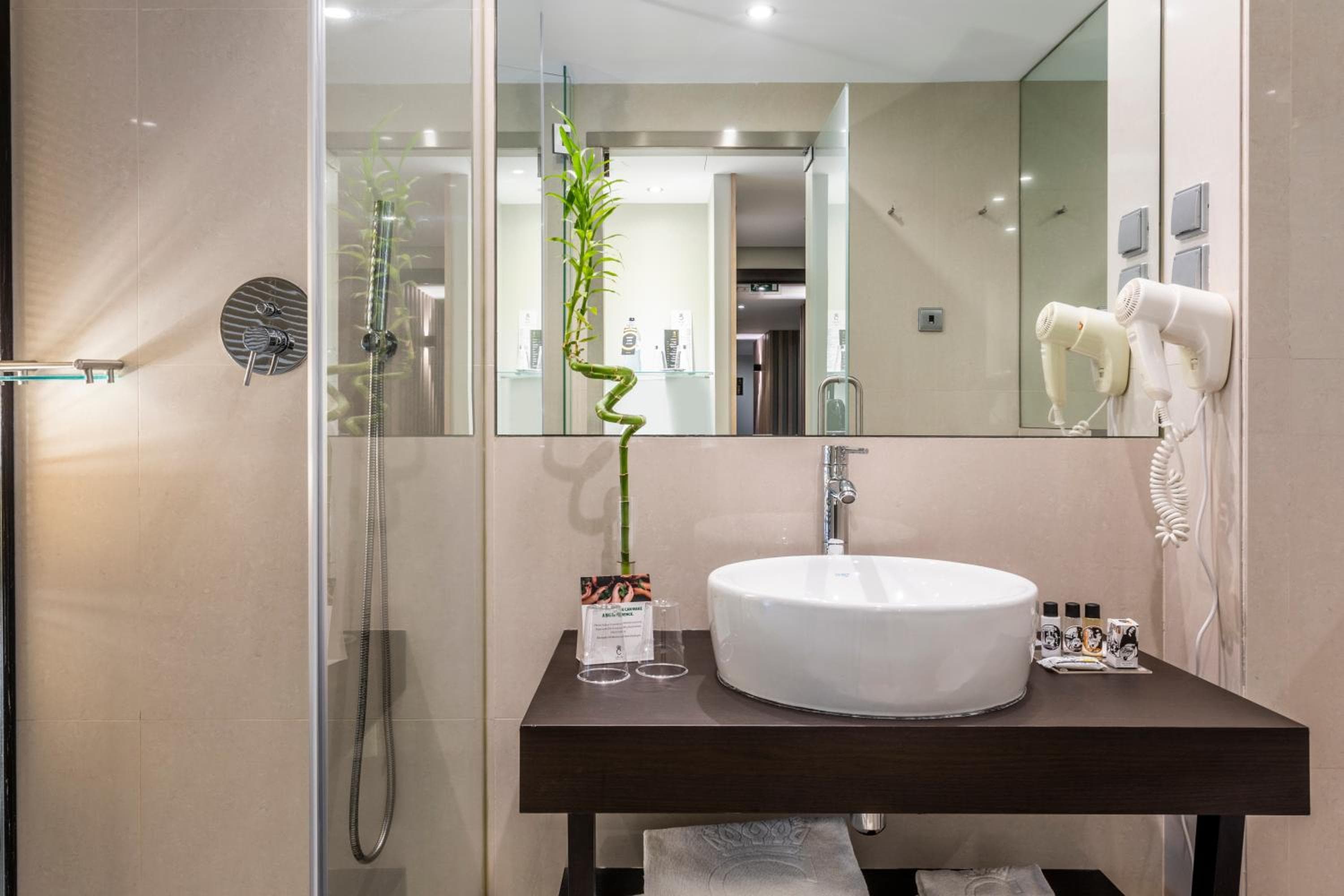 Czar Lisbon Hotel — 8