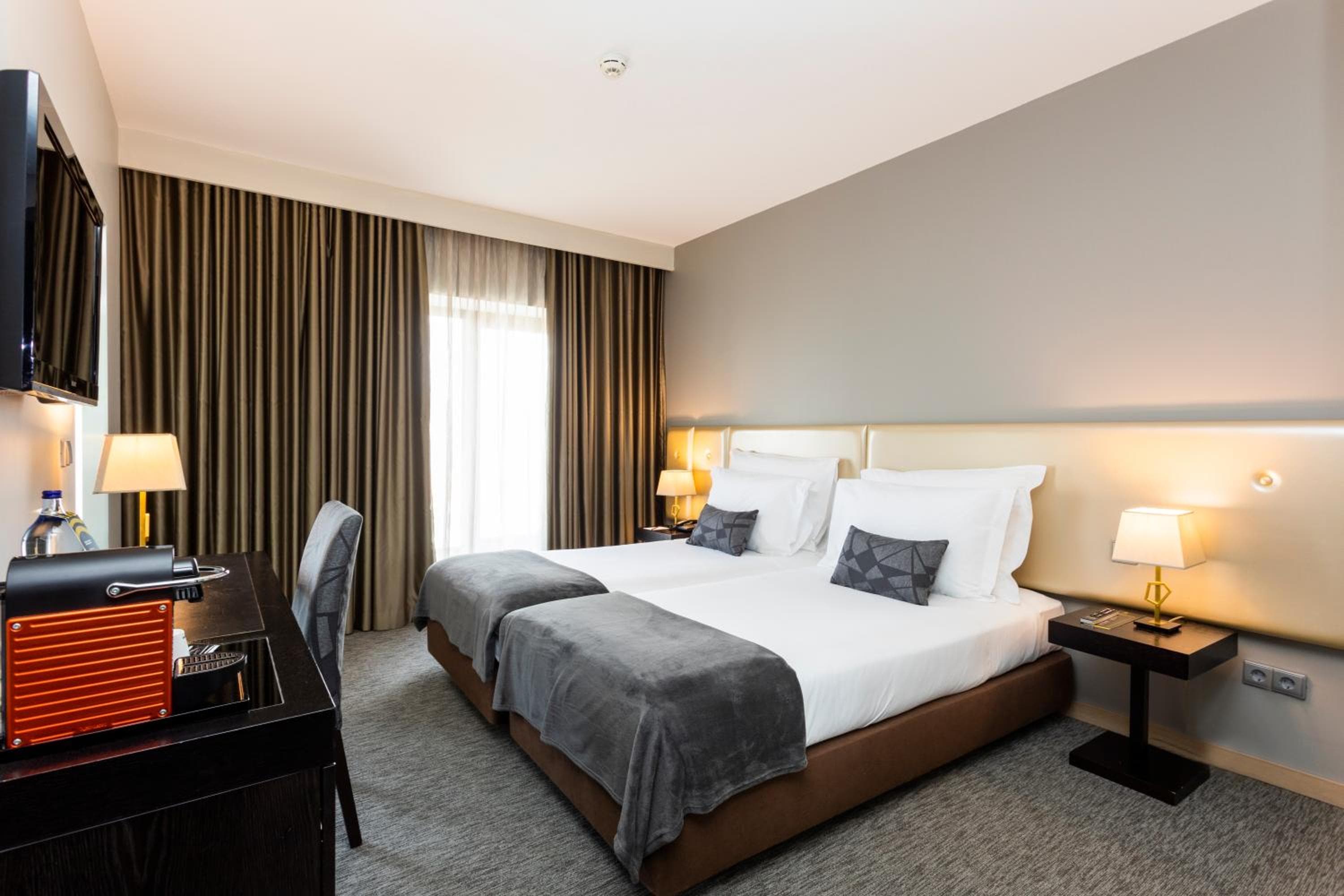 Czar Lisbon Hotel — 12