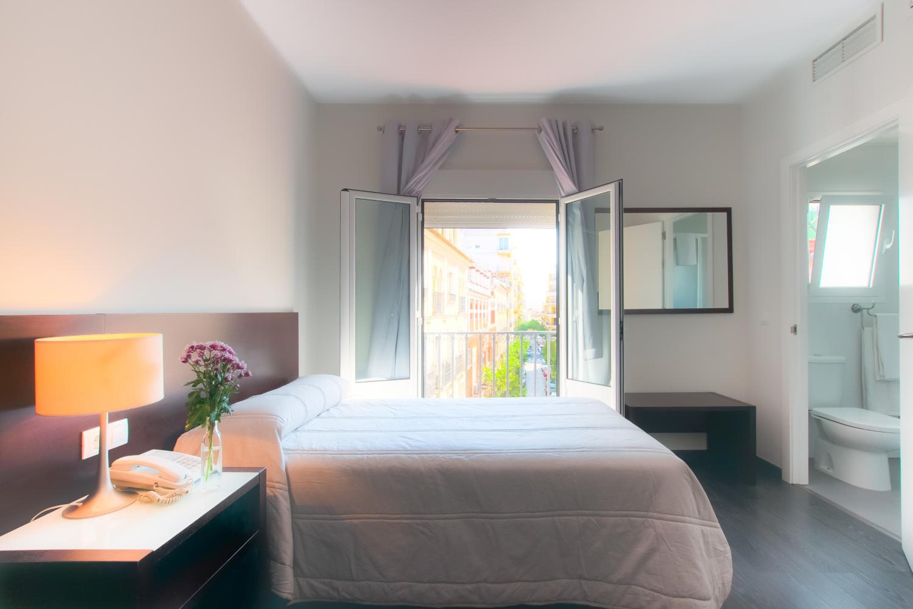 Hotel Madrid de Sevilla by SHS — 21
