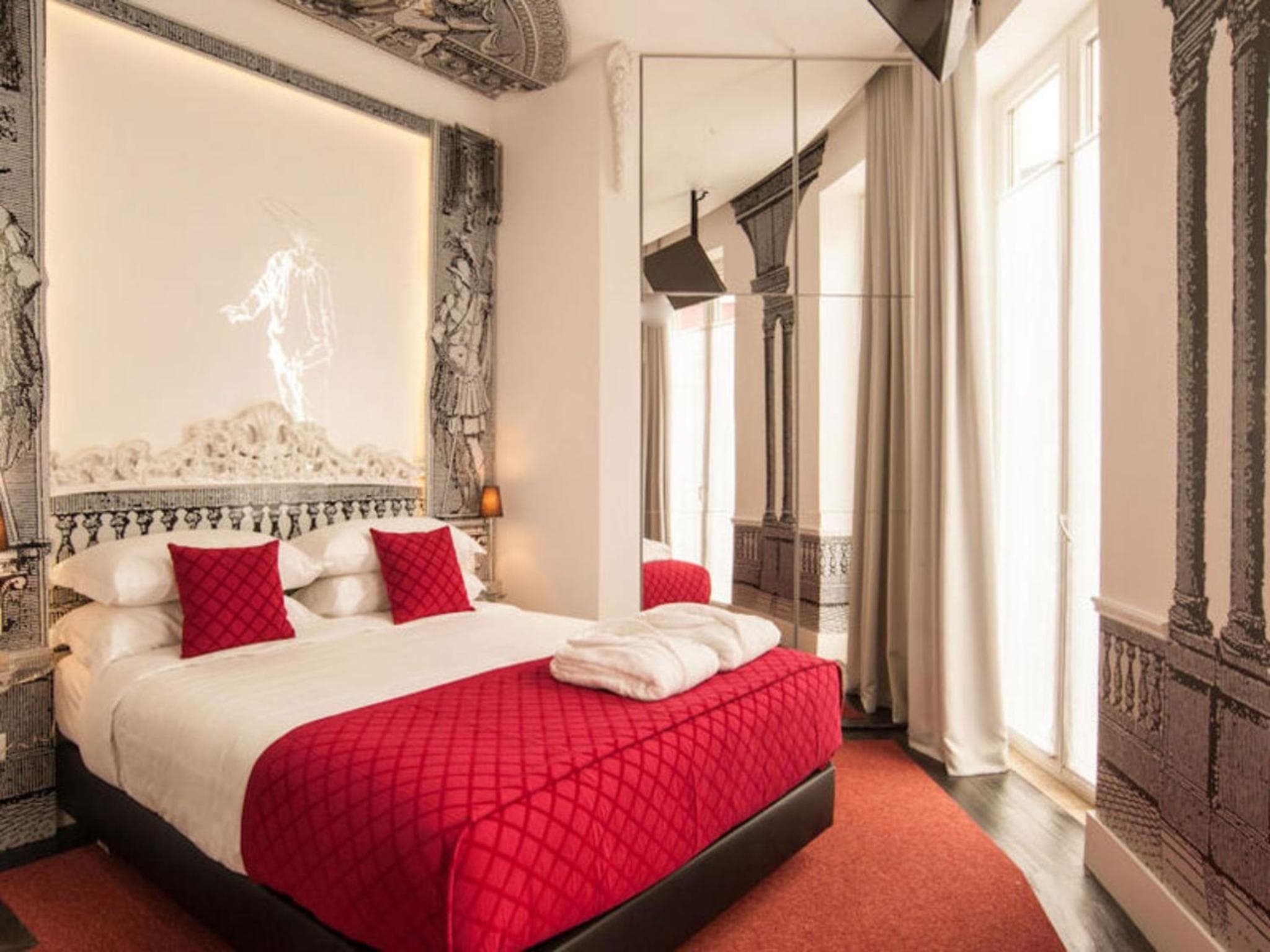 Teatro Boutique Rooms & Suites — 25