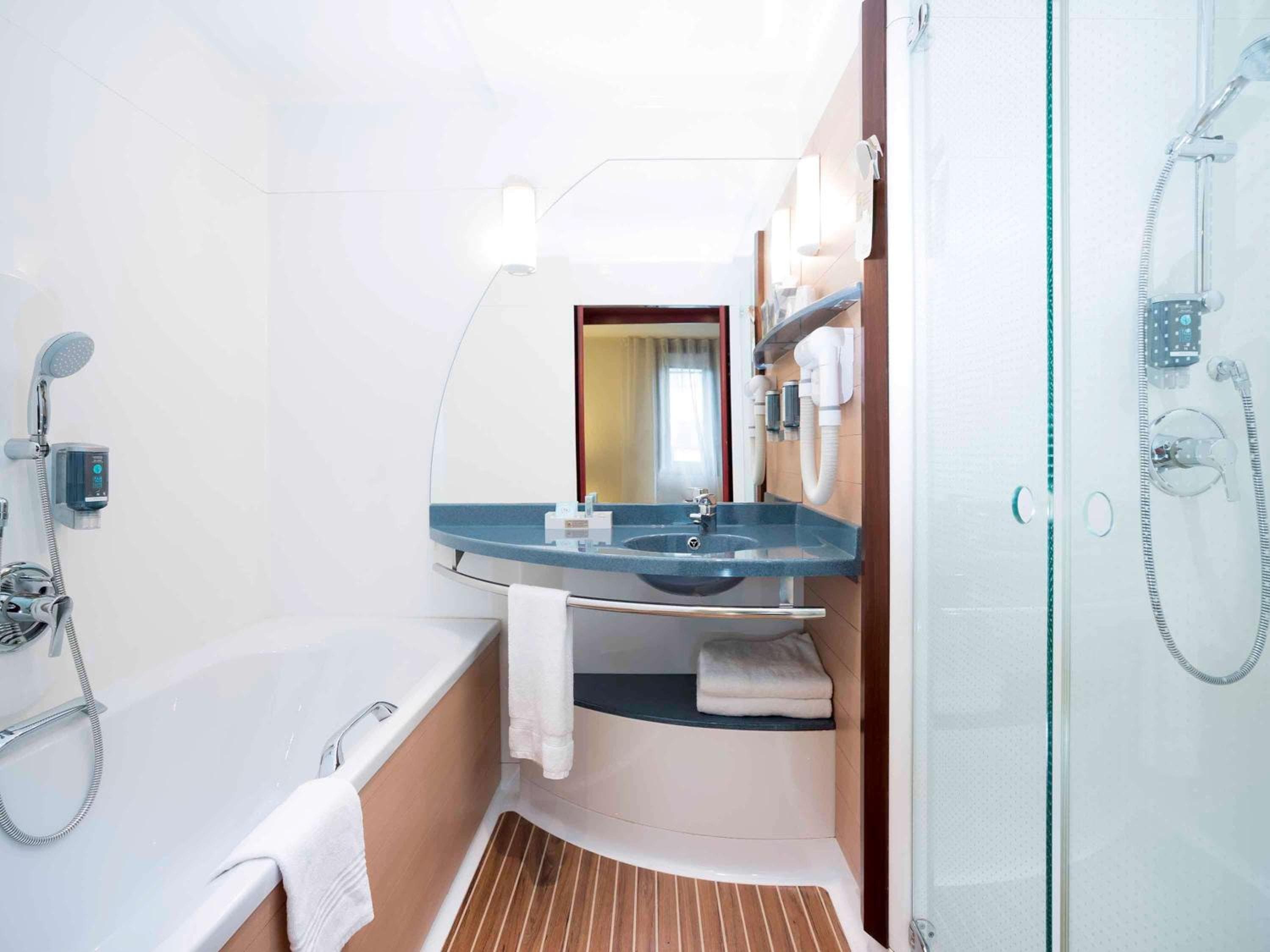 Novotel Suites Parigi Montreuil Vincennes — 10