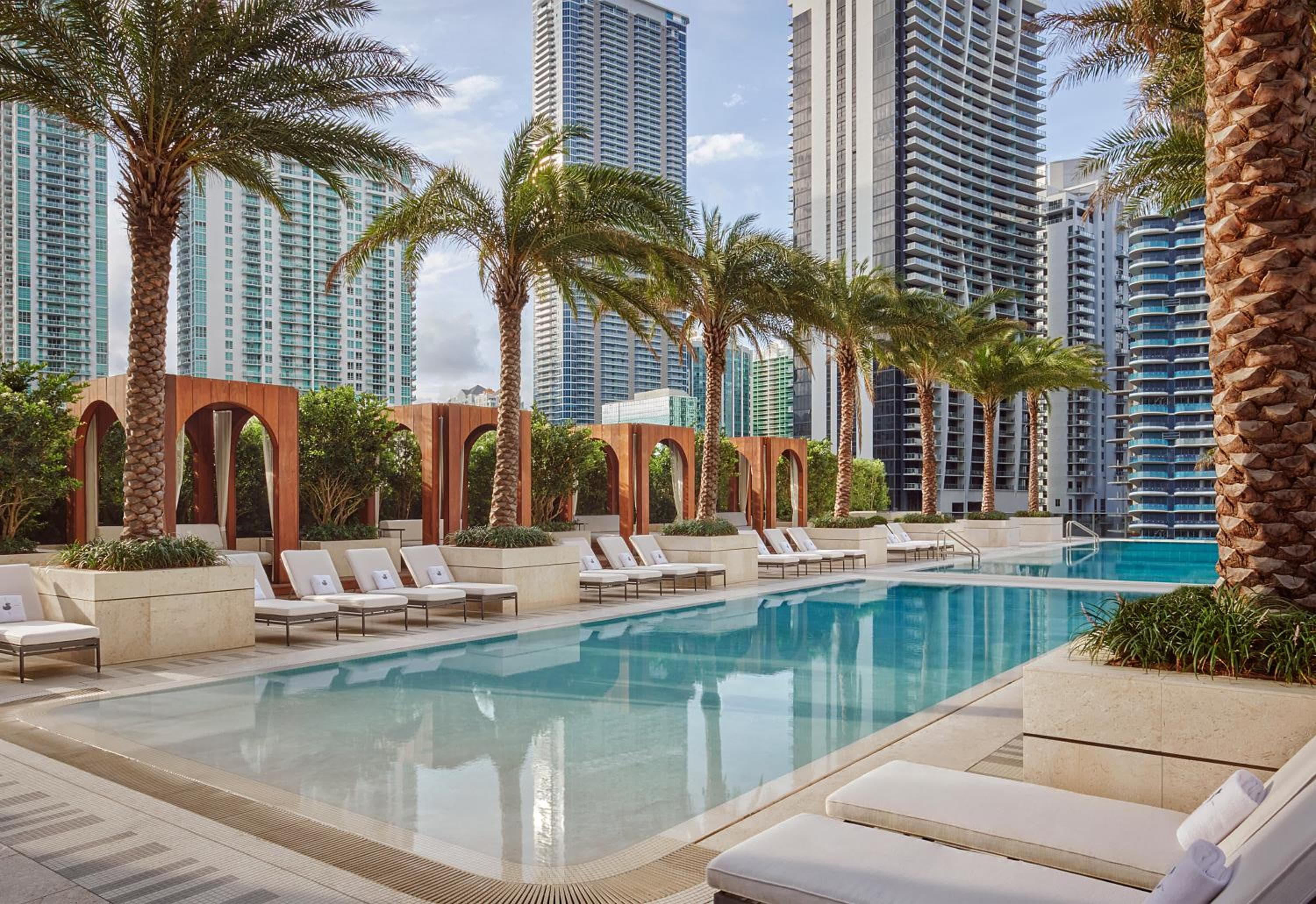 SLS LUX Brickell — 5