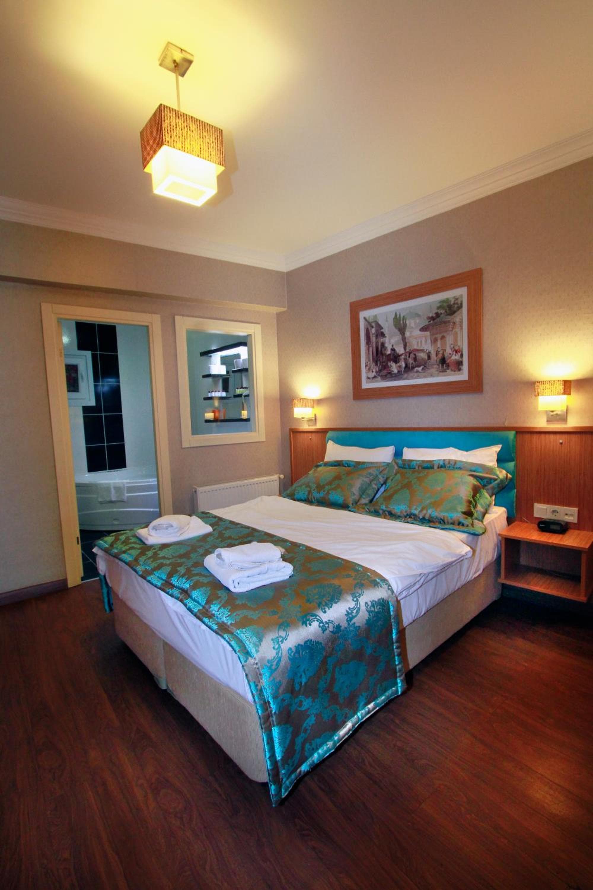 Agora Boutique Hotel & Bistro — 26