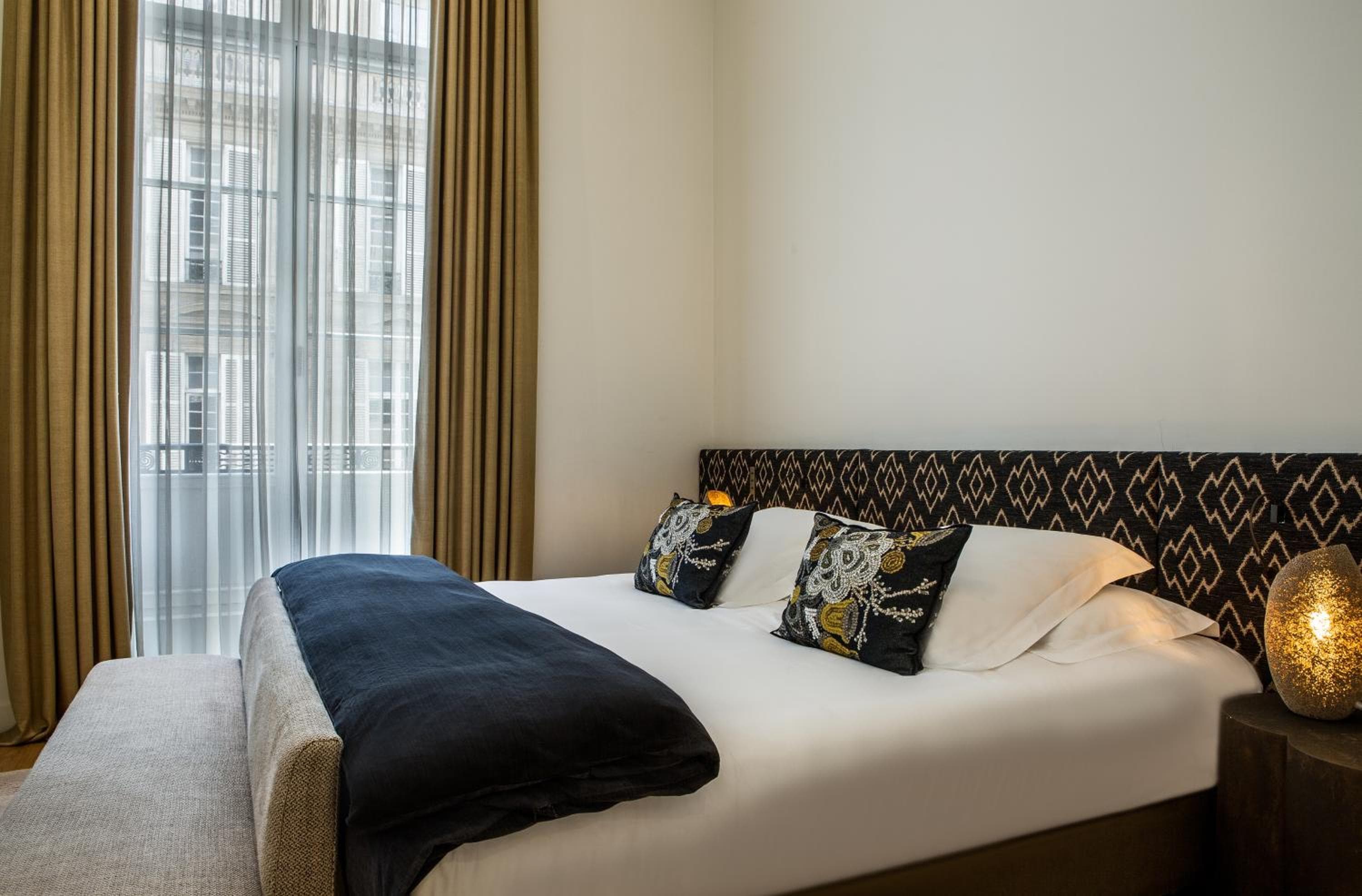 Hotel Marignan Campos Elíseos — 21