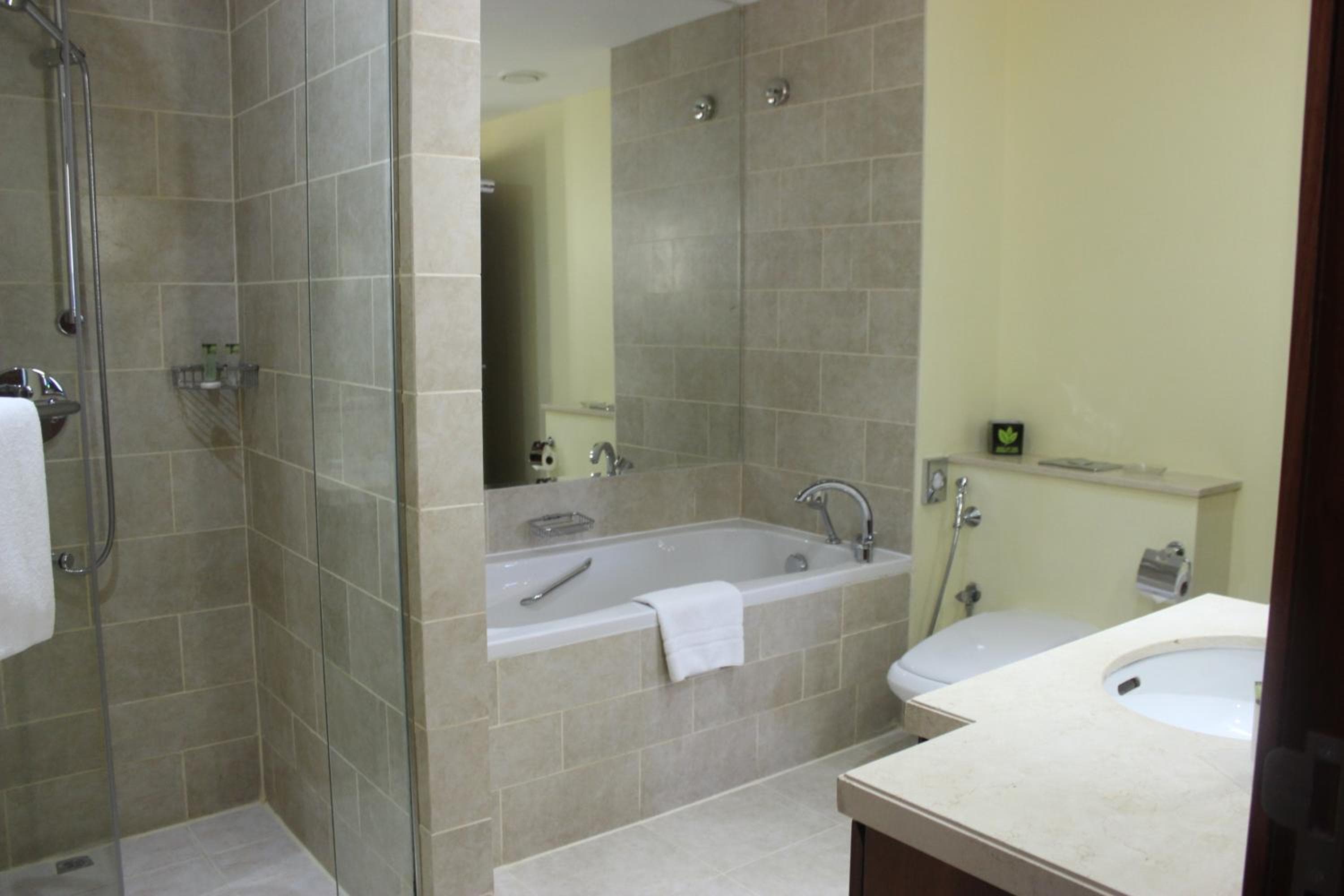 Ramada by Wyndham Downtown Dubai — 13