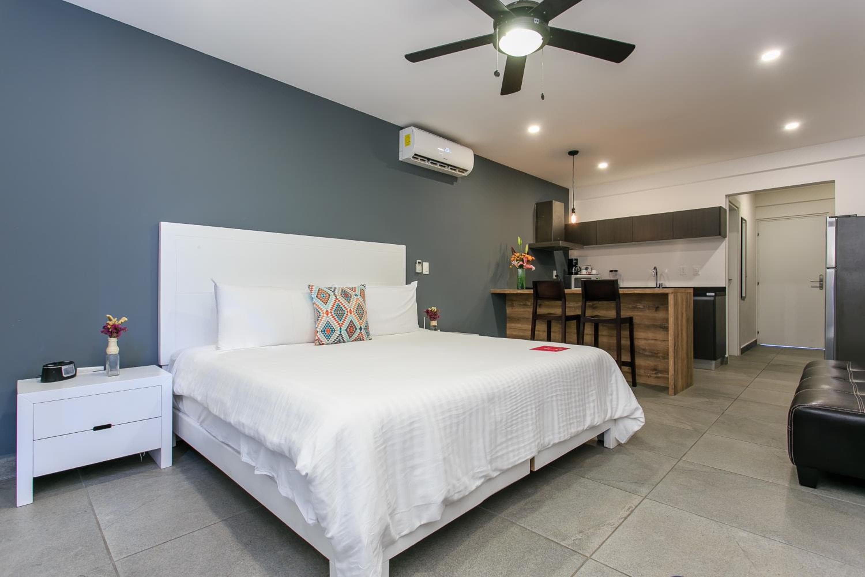 Studio 30 Condhotel by Nah Hotels — 20