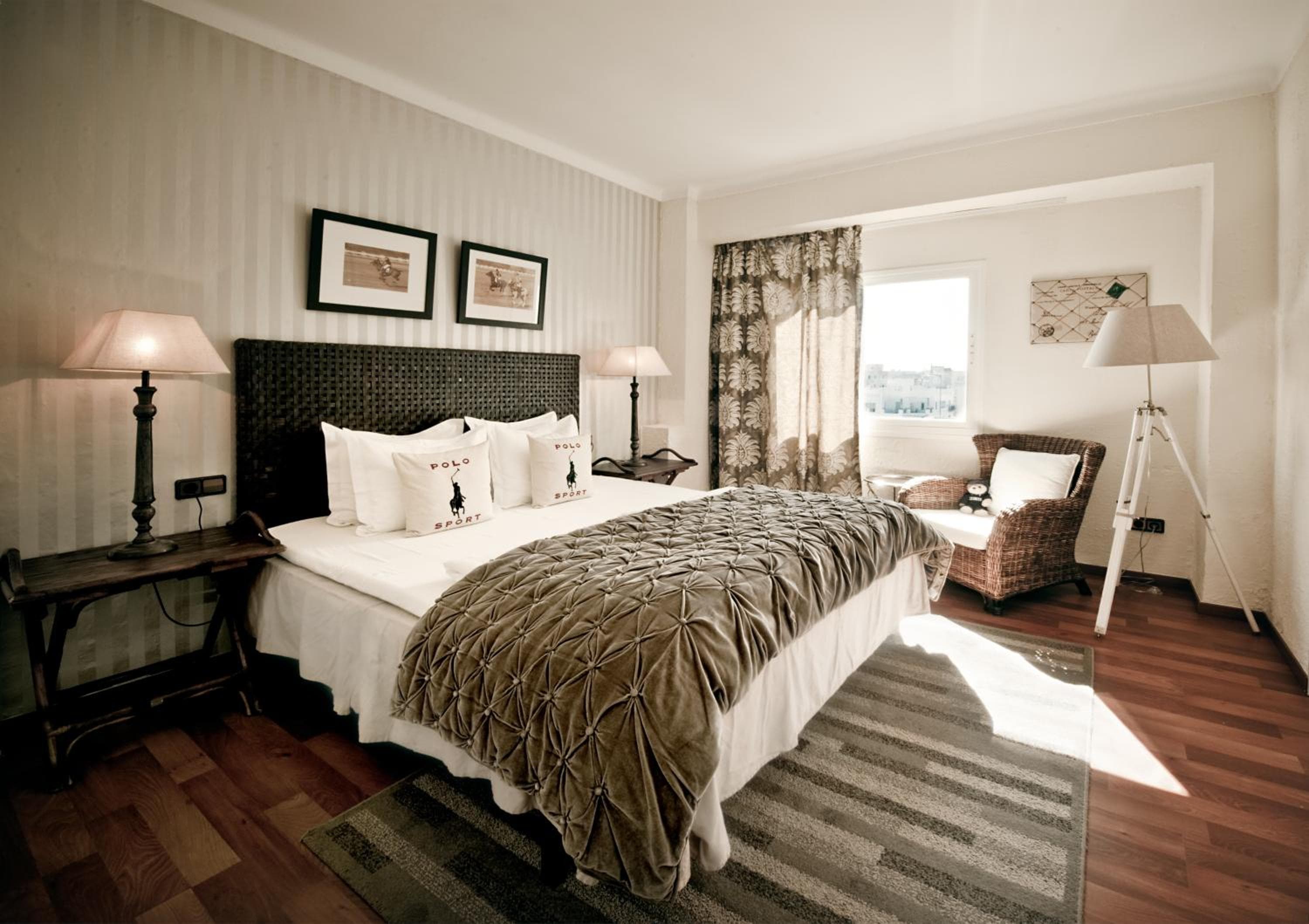 Hotel Feliz — 27