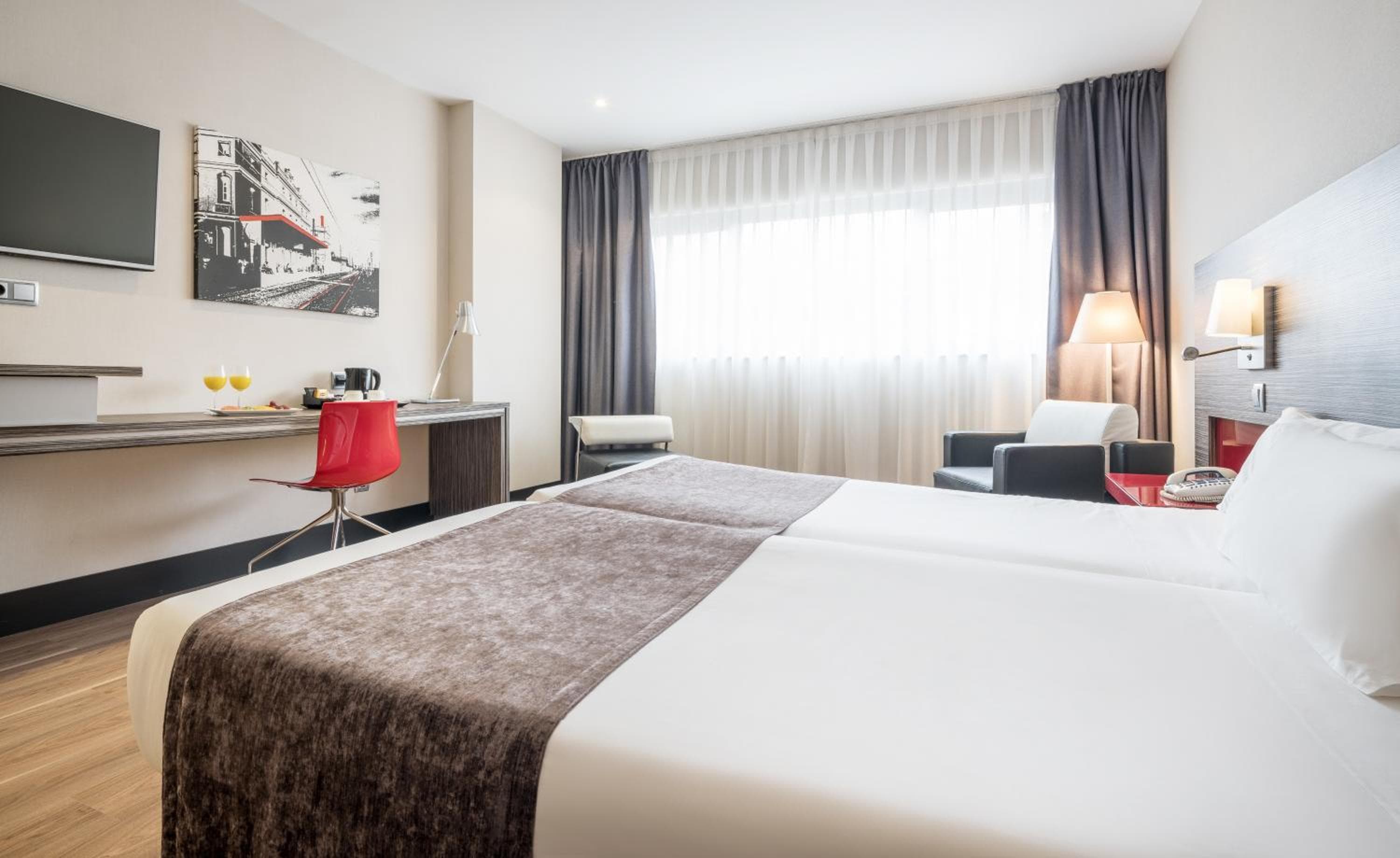 Ilunion Barcellona — 12