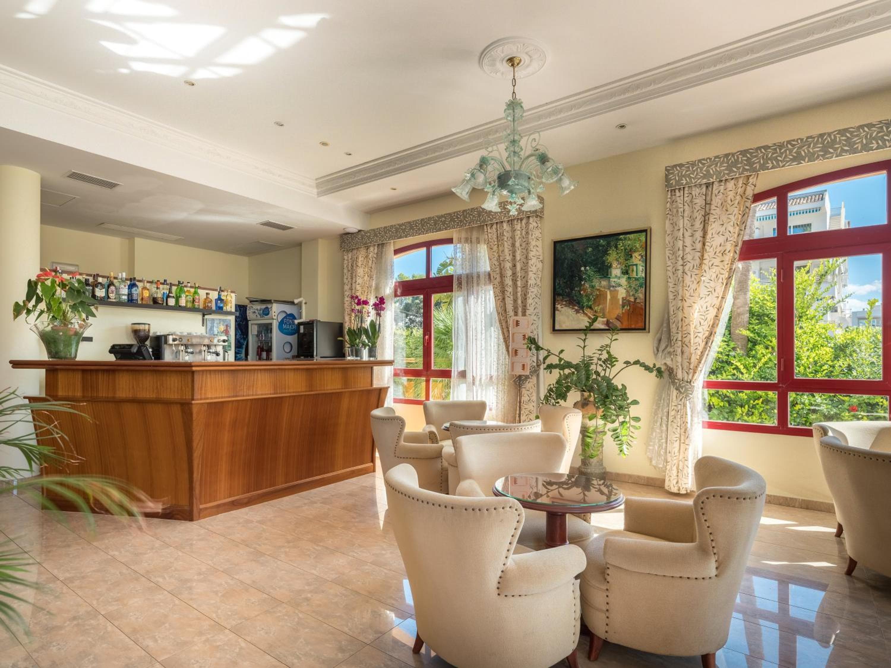 Hotel Ciutat Jardi — 22