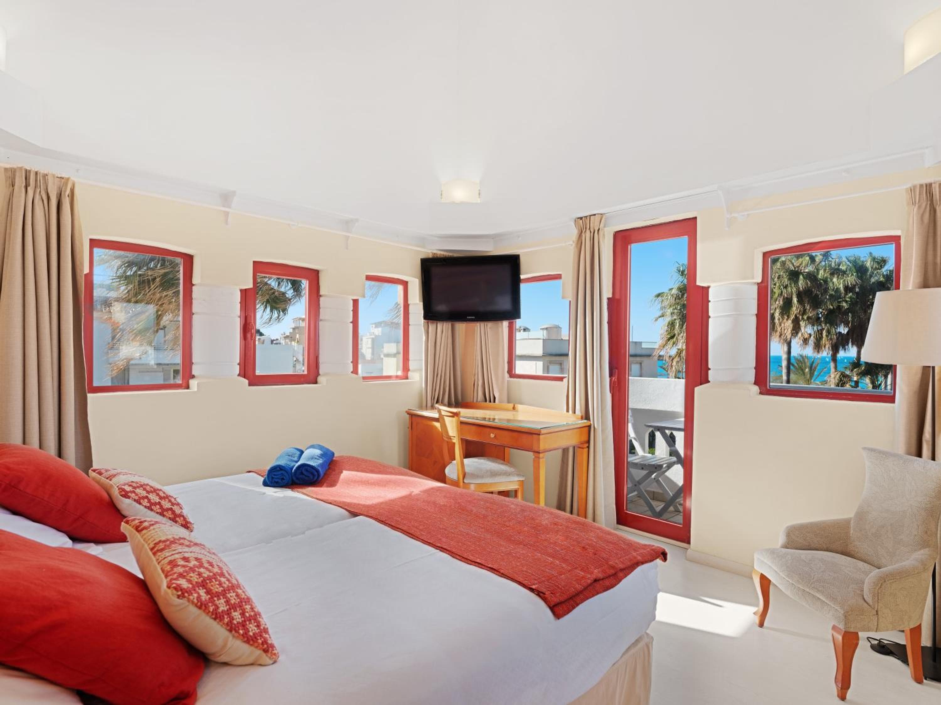 Hotel Ciutat Jardi — 18