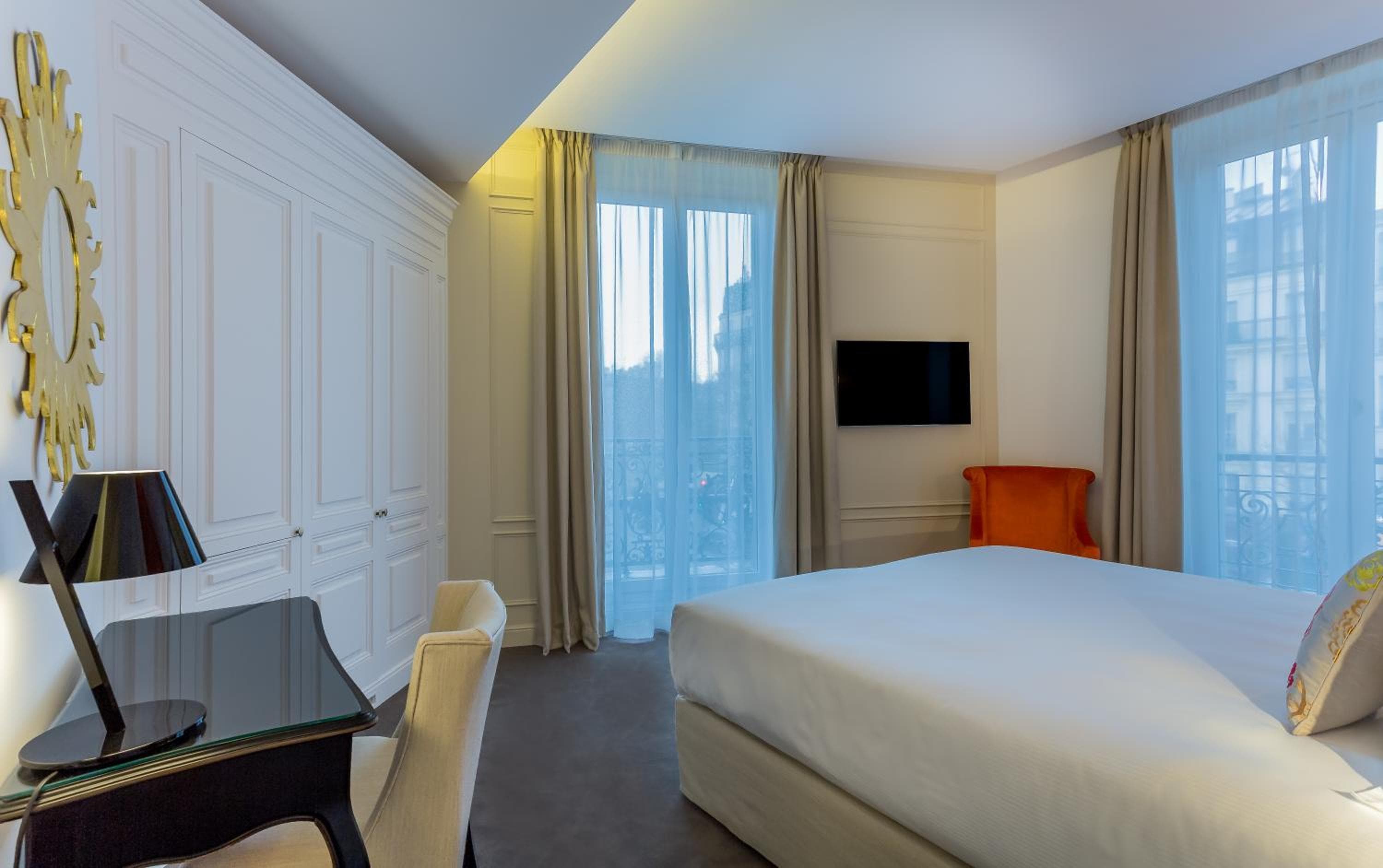 Hotel La Comtesse — 30