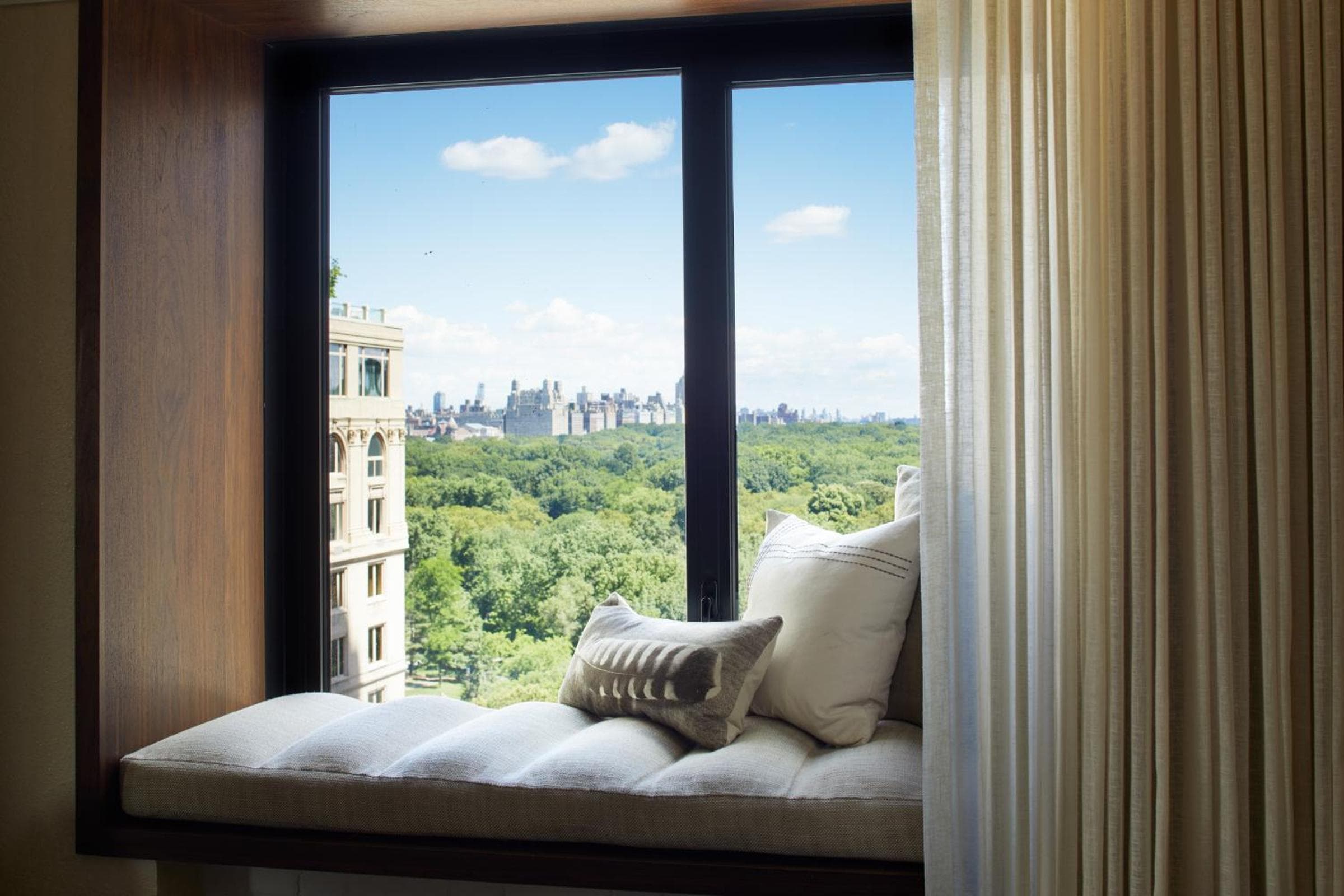 1 Hotel Central Park — 2