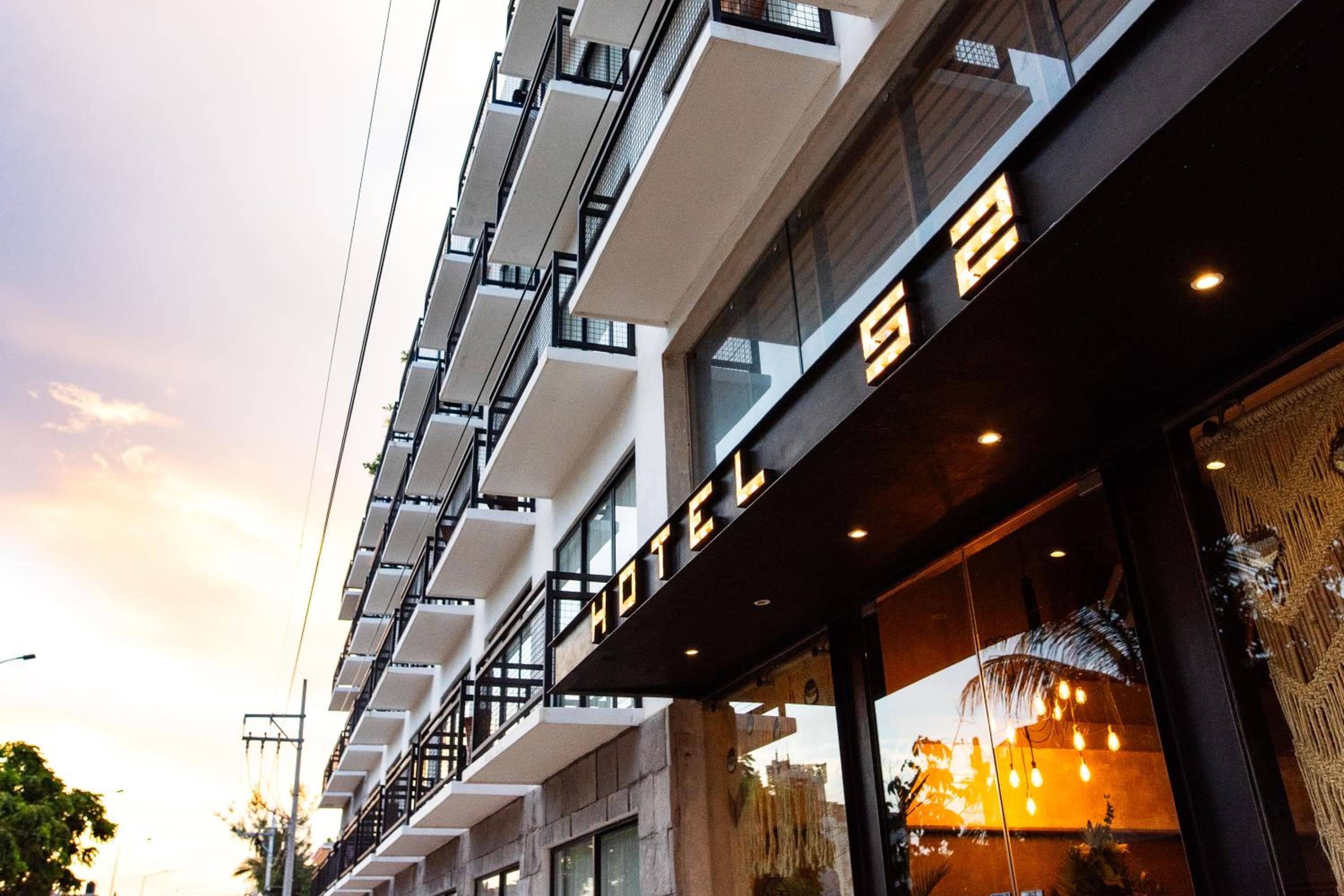 Hotel 52 Playa del Carmen — 29