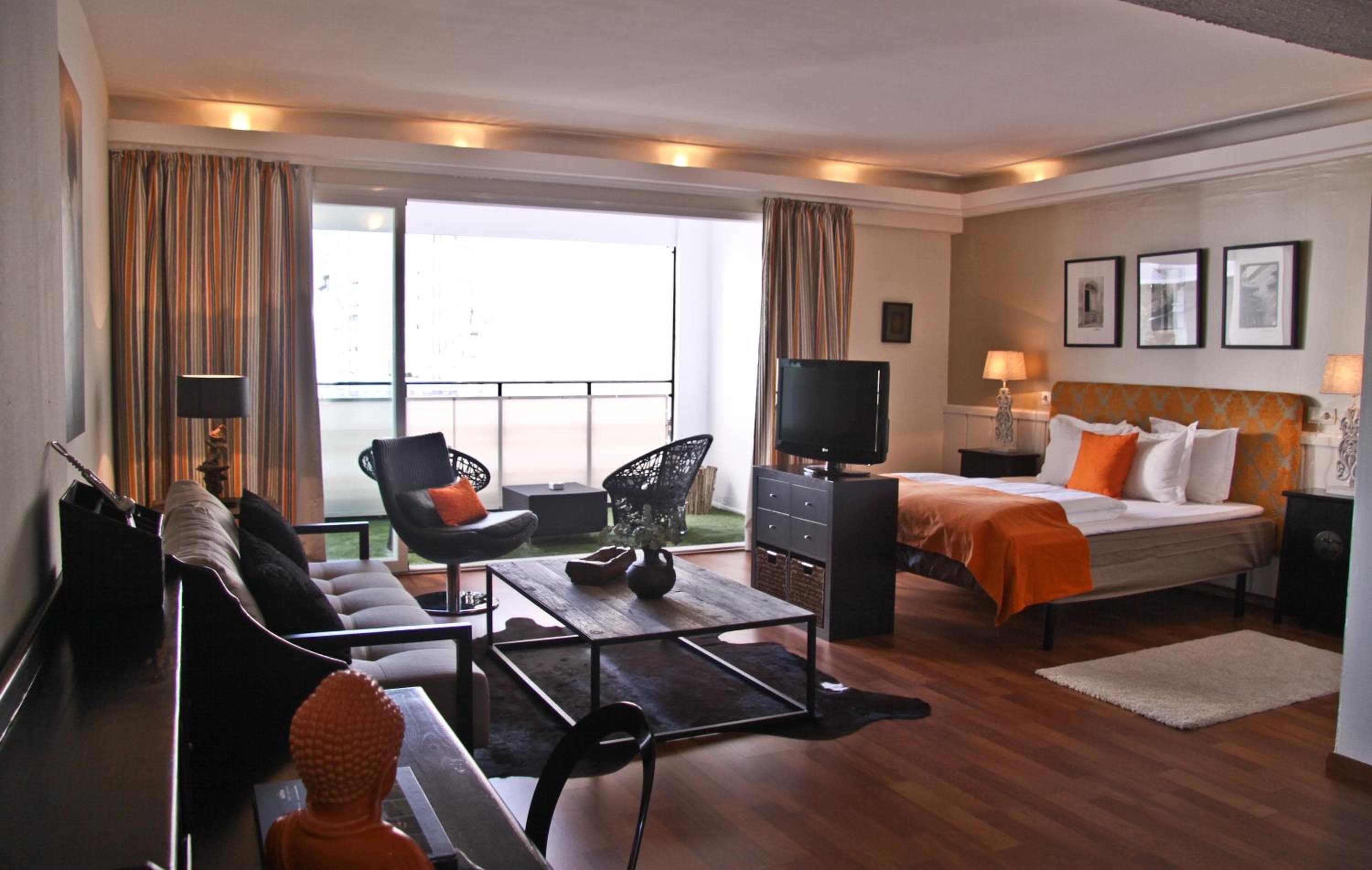 Hotel Feliz — 14