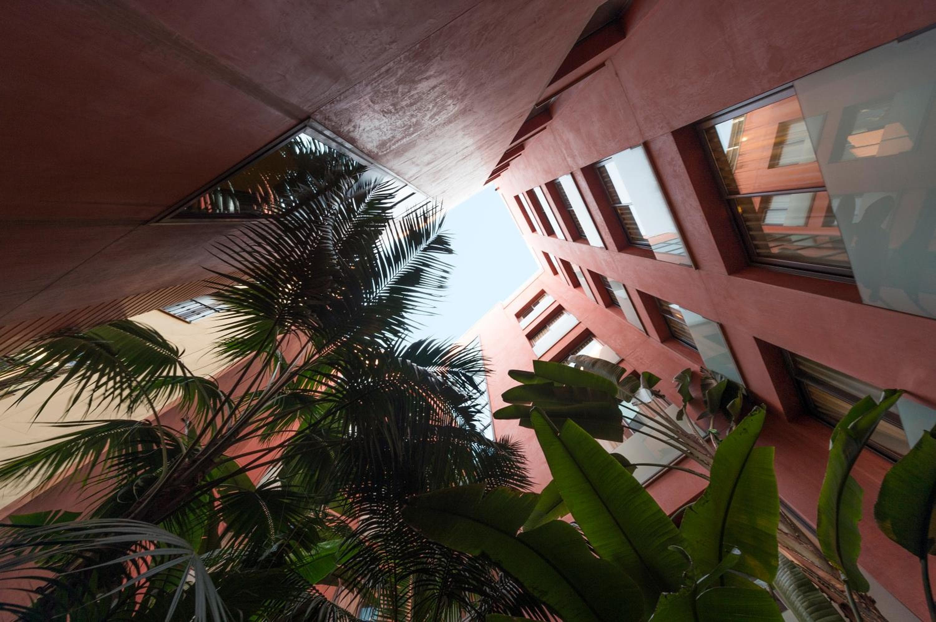Hotel Jazz — 19
