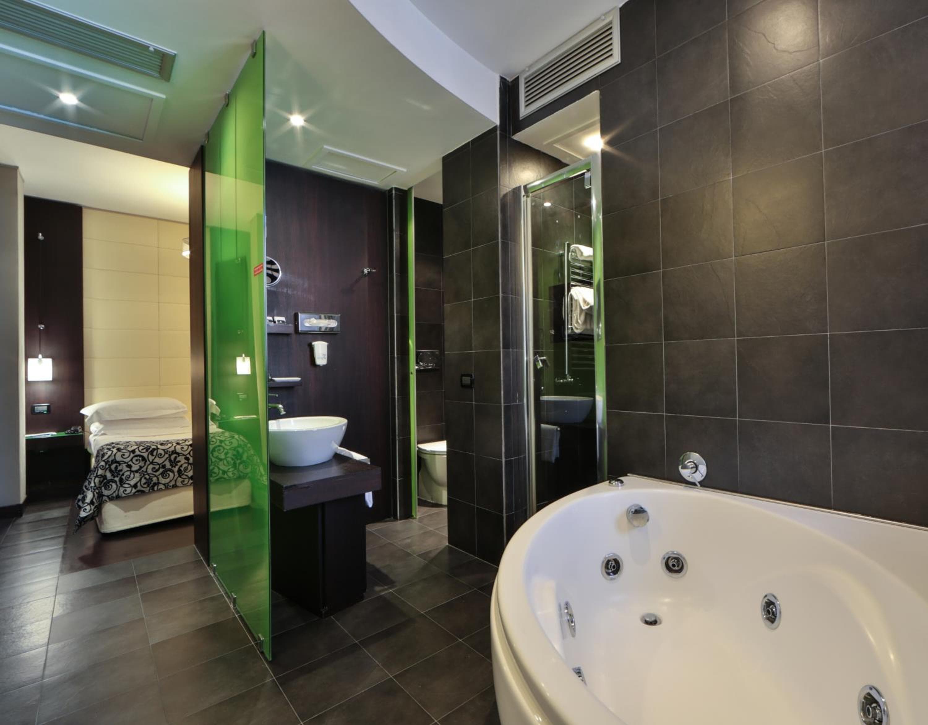 Best Western Cinemusic Hotel — 9