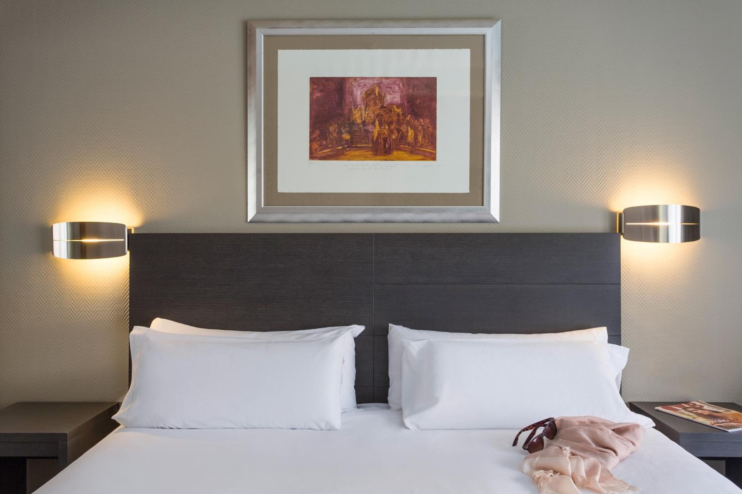 Mercure Madrid Centro — 14
